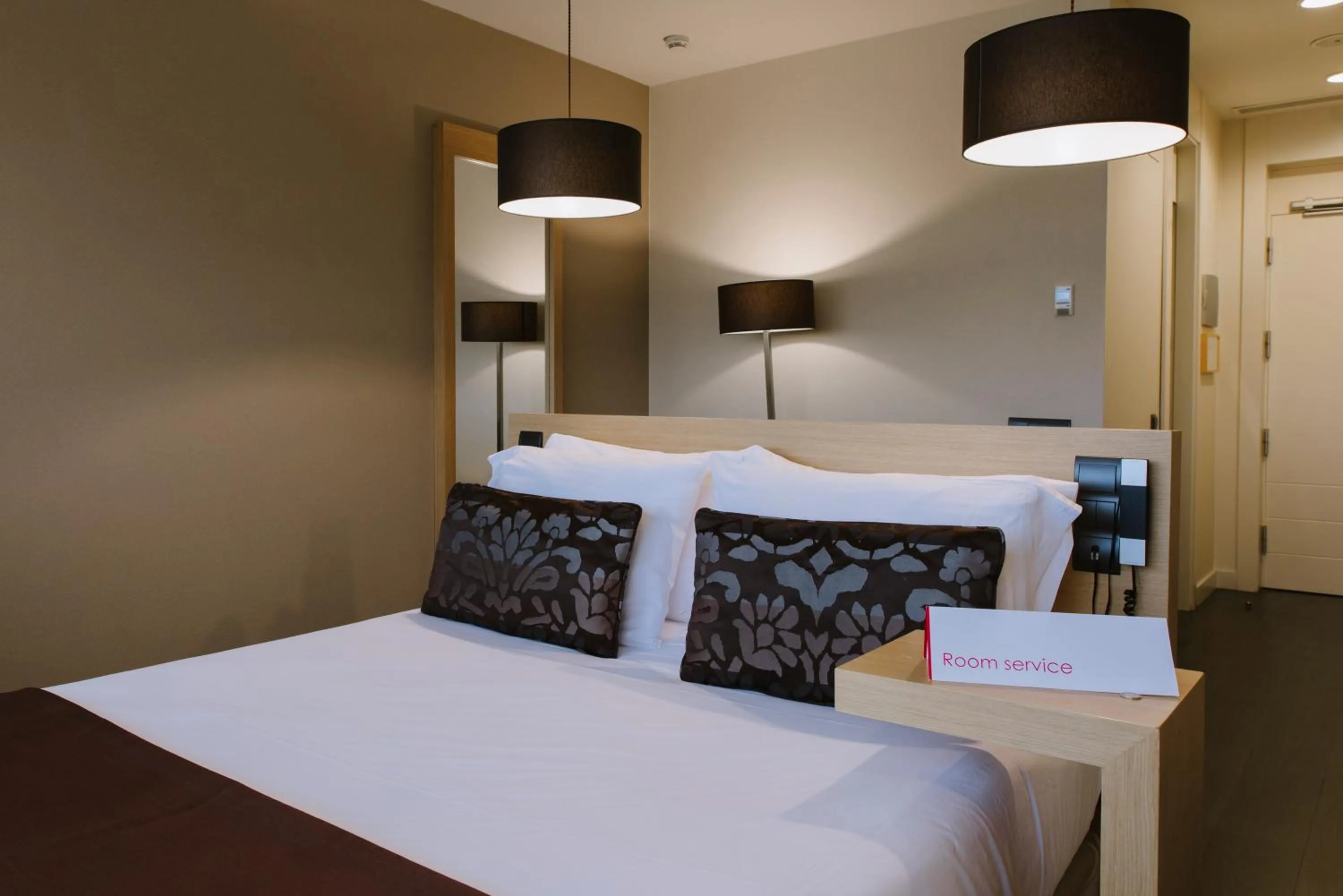 Bed in PCM Forum Alcalá