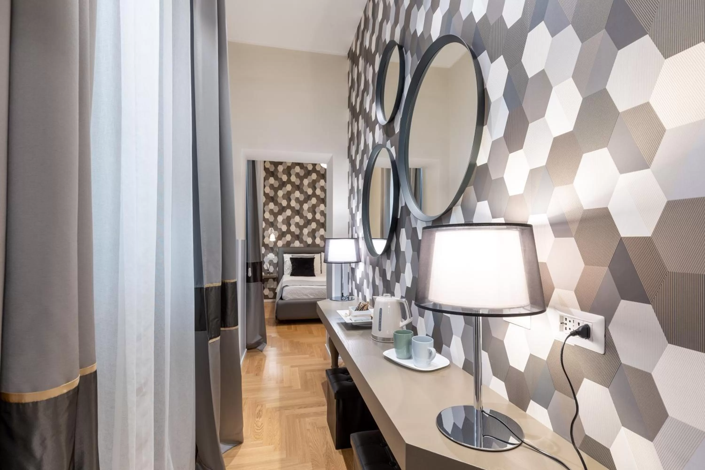 Photo of the whole room, Bathroom in Suites Romae Rex