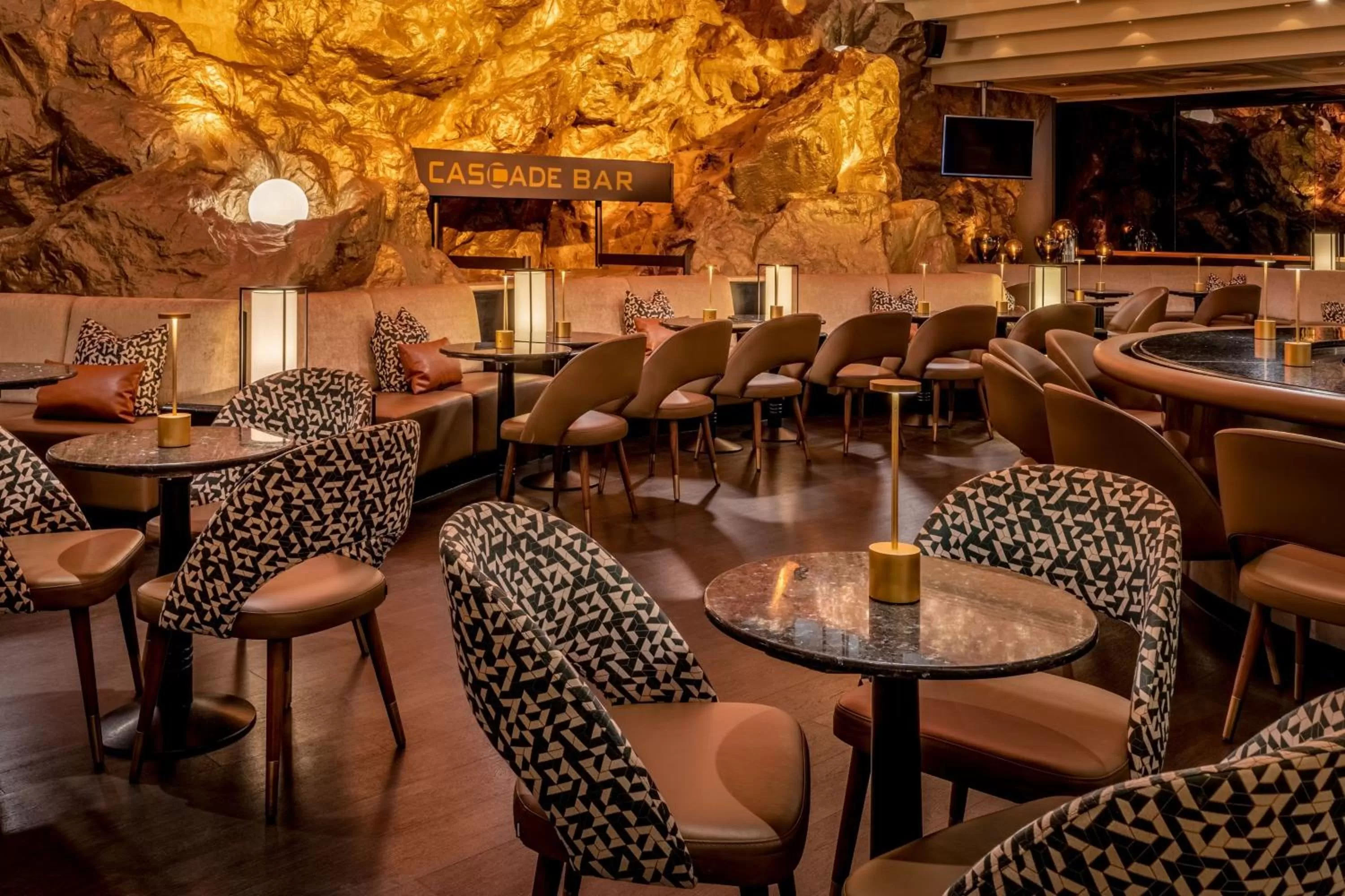 Lounge or bar in Vienna Marriott Hotel