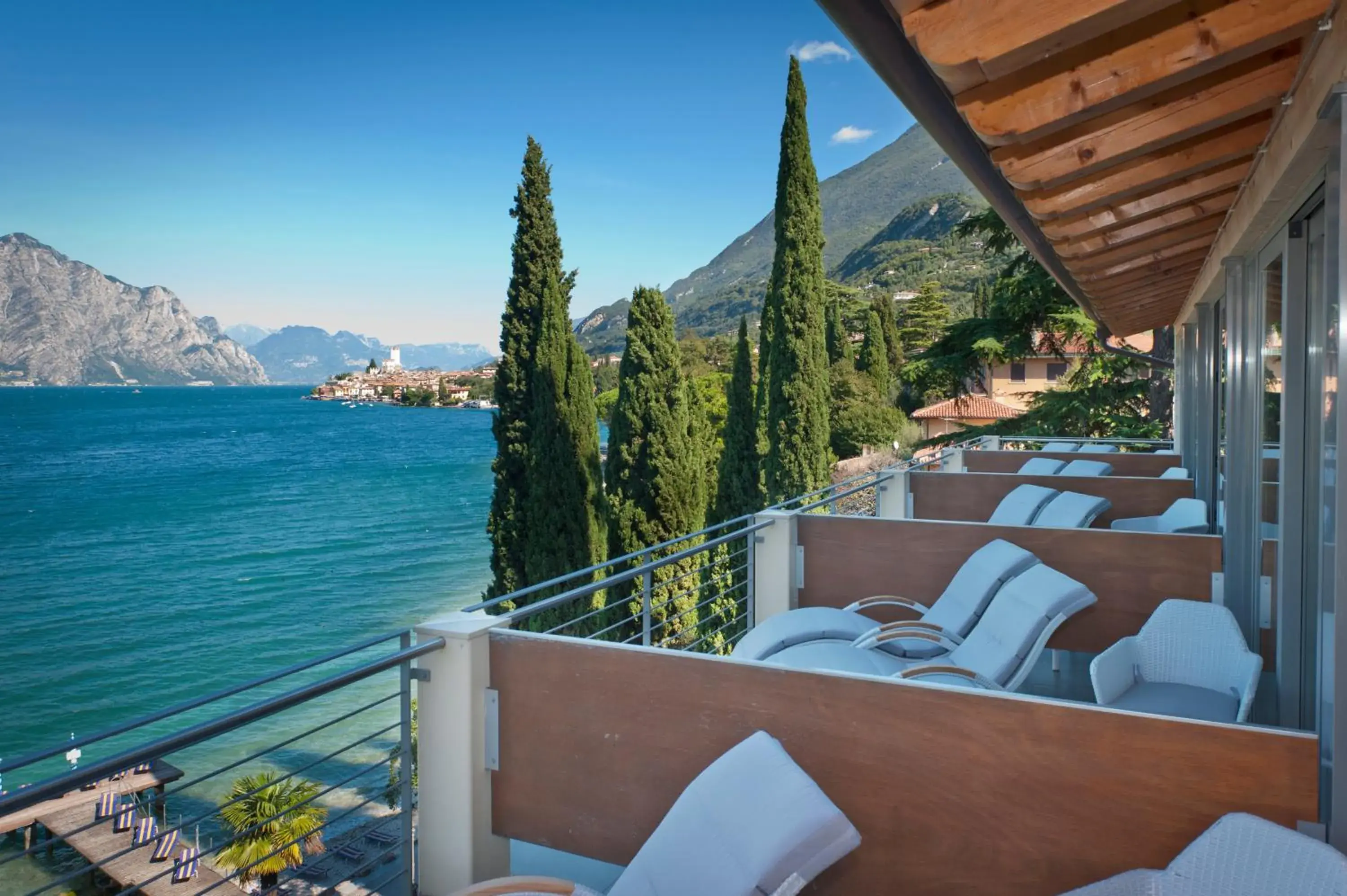 Lake view in Beach Hotel Du Lac Malcesine