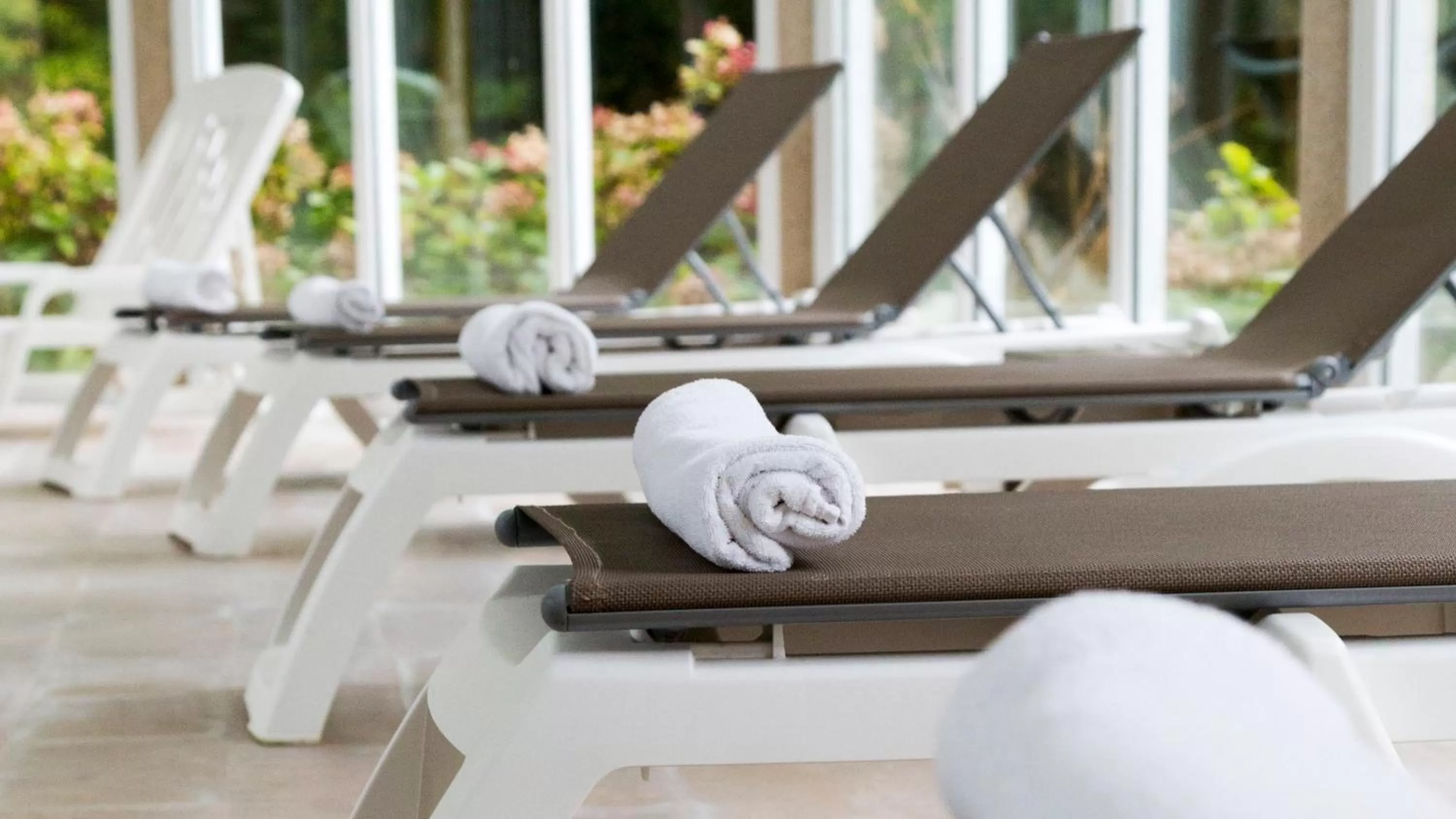 Swimming pool in Holiday Inn Resort le Touquet by IHG