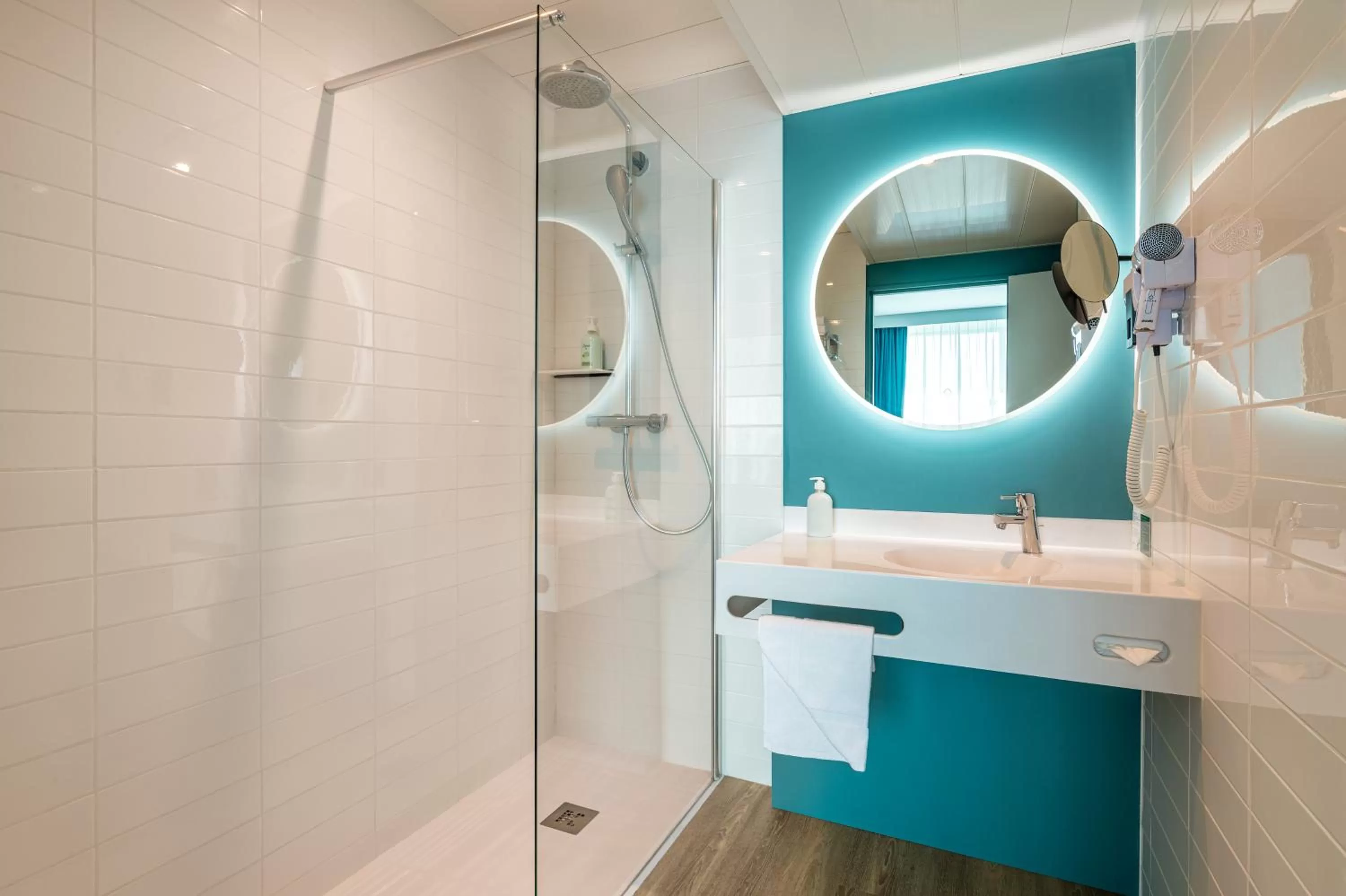 Shower in Holiday Inn Reims Centre by IHG