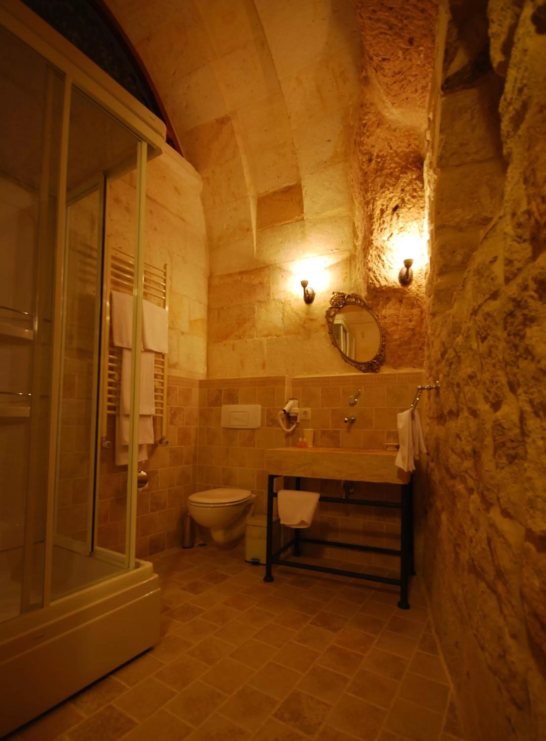 Bathroom in Melekler Evi Cave Hotel