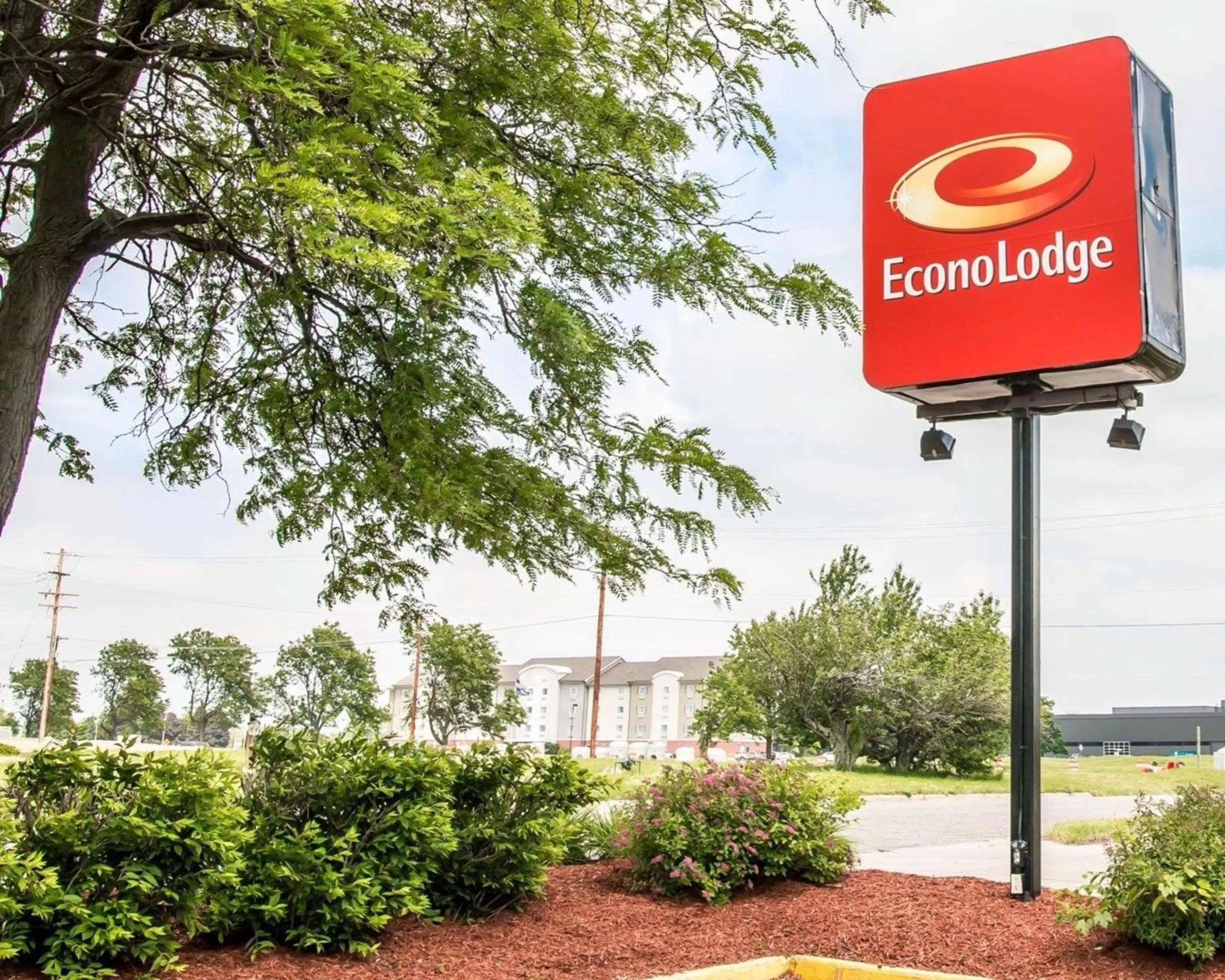 Property building in Econo Lodge
