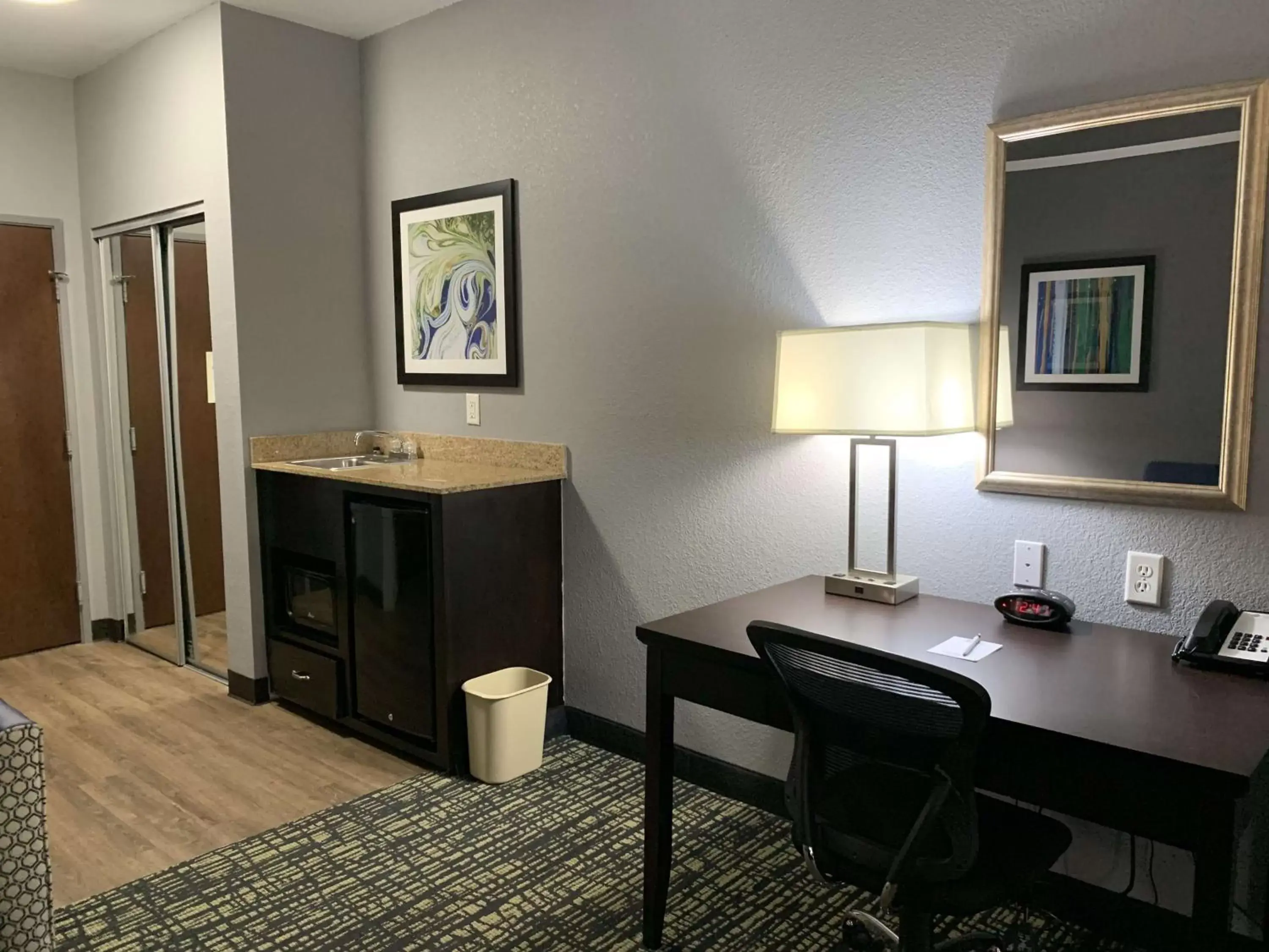 Photo of the whole room in Best Western Plus Olive Branch Hotel & Suites Photo of the whole room in Best Western Plus Olive Branch Hotel & Suites