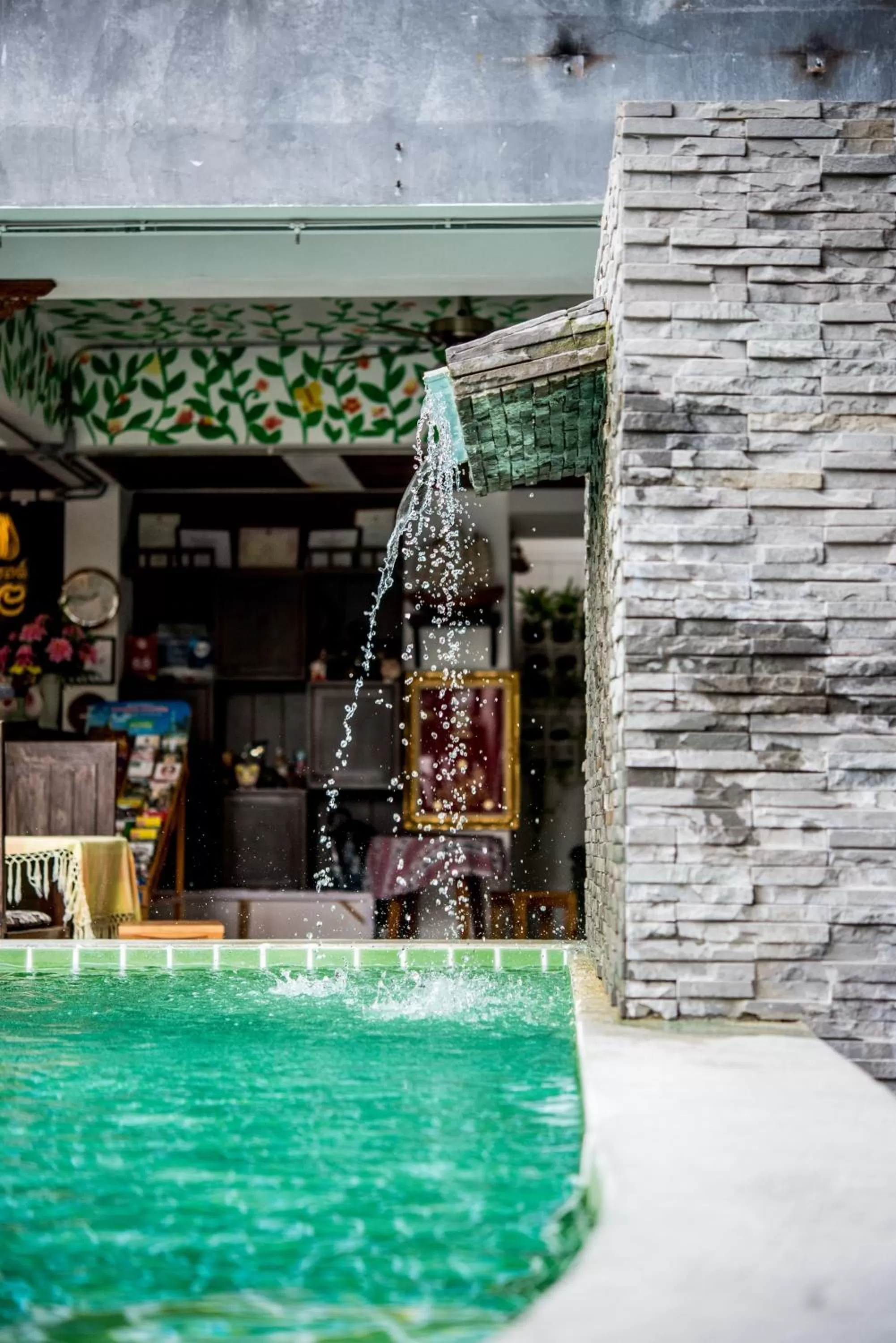 Swimming pool in Chedi Home