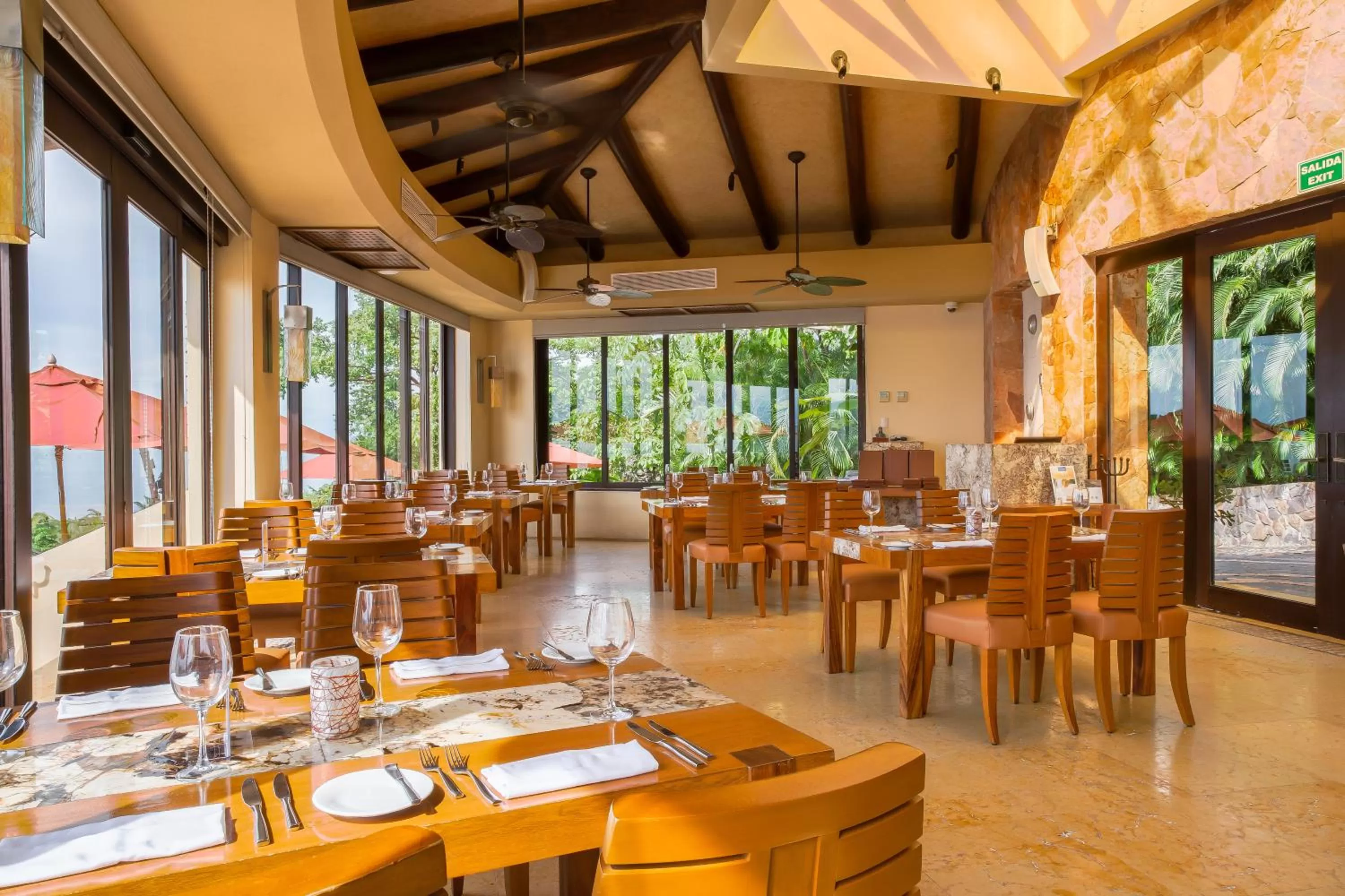 Restaurant/places to eat in Garza Blanca Preserve Resort & Spa