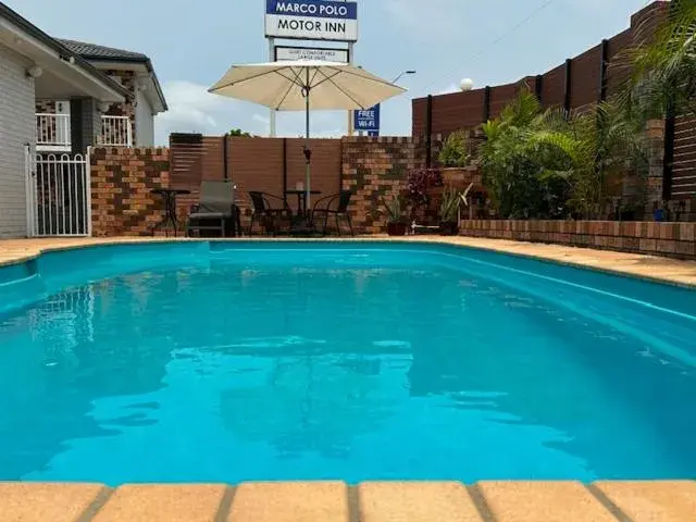 Swimming Pool in Marco Polo Motor Inn