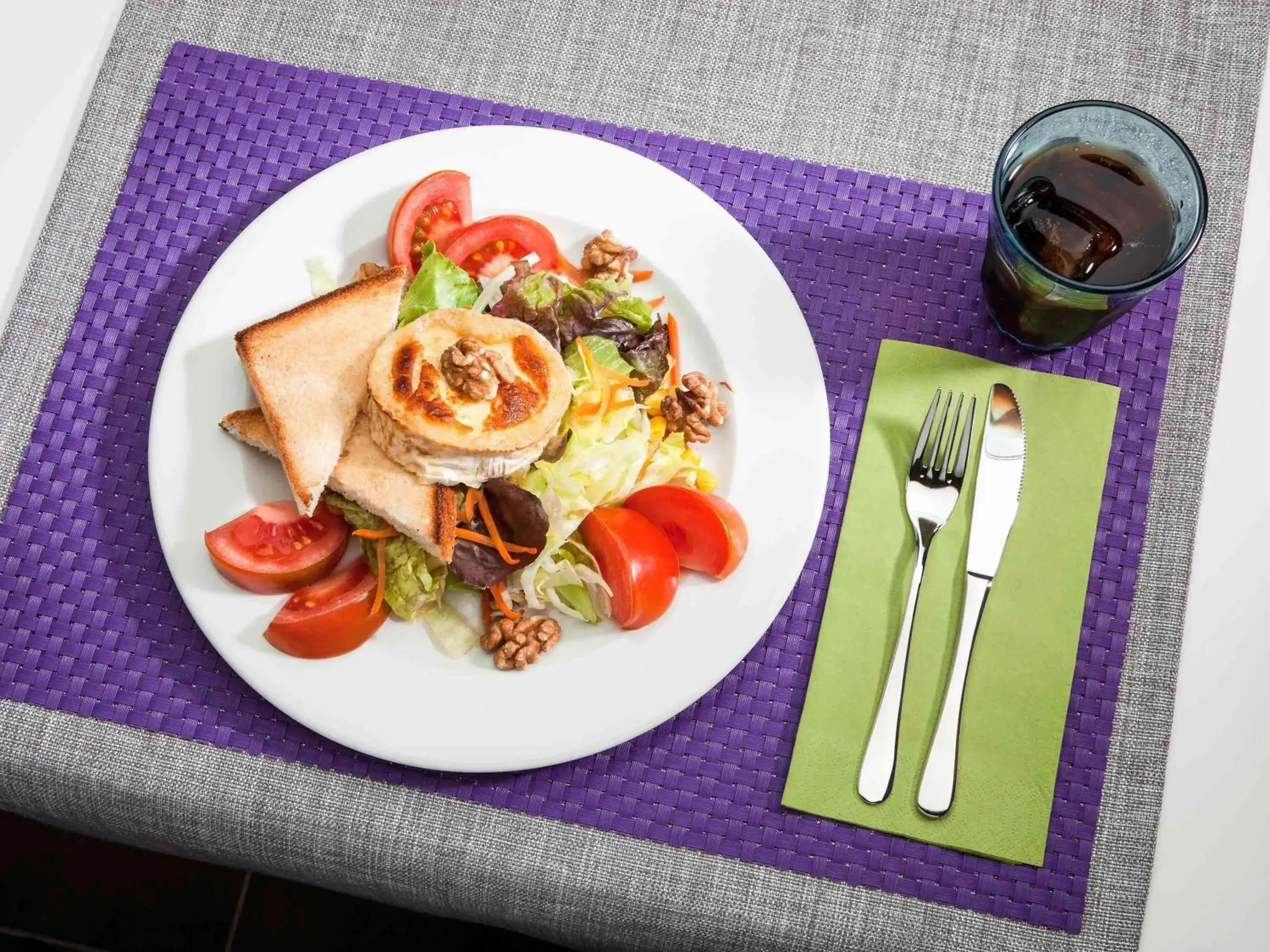 Restaurant/places to eat in Hotel Ibis Styles Lleida Torrefarrera Restaurant/places to eat in Hotel Ibis Styles Lleida Torrefarrera