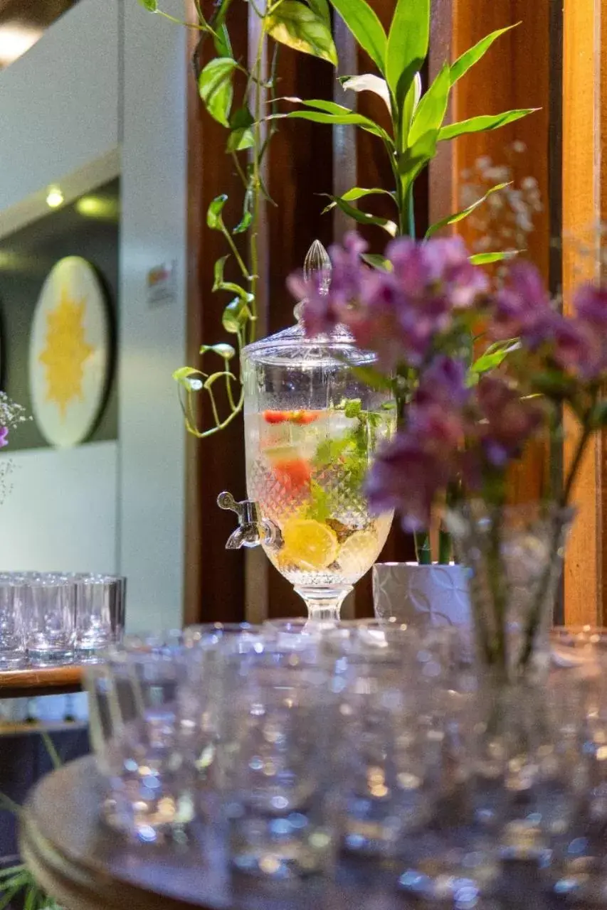 Restaurant/places to eat in Paradiso Corporate Restaurant/places to eat in Paradiso Corporate