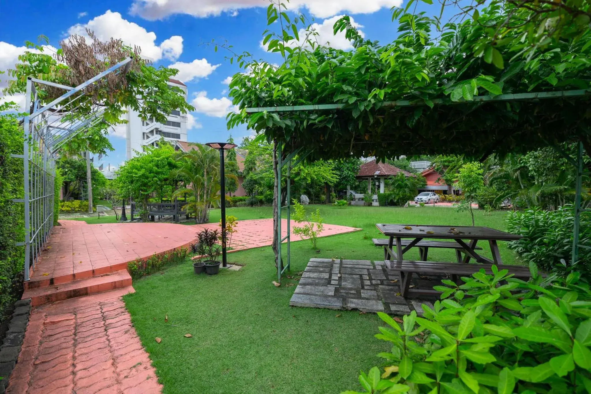 Garden view, Garden in Bangkok Rama Hotel