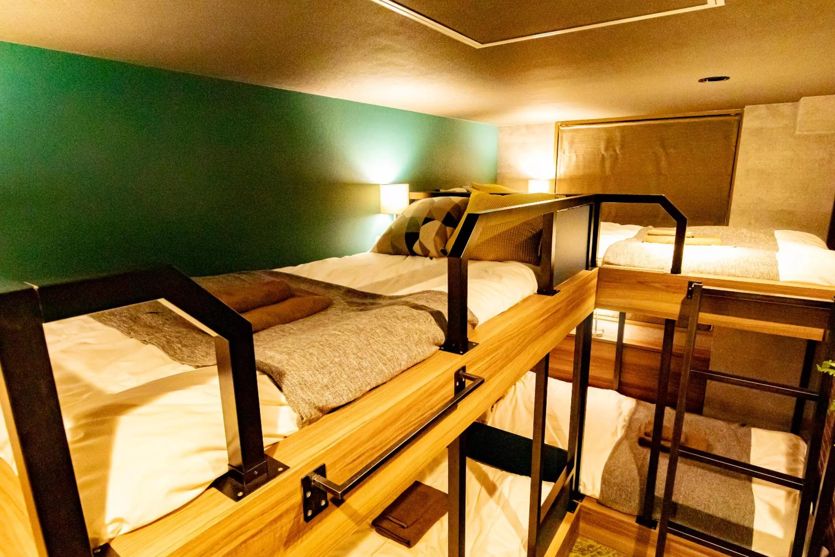 Bed in UNDER RAILWAY HOTEL AKIHABARA