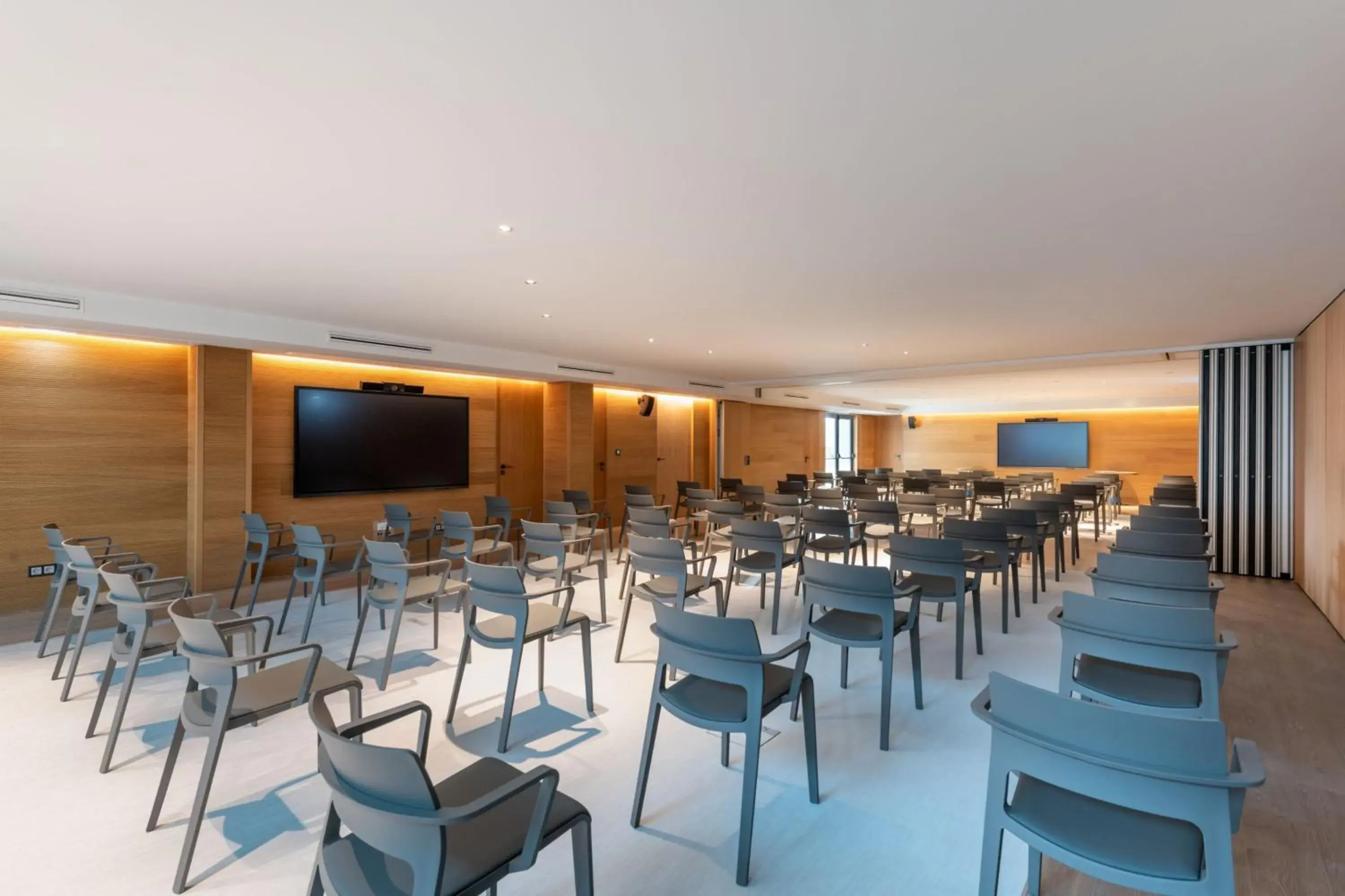 Meeting/conference room in W Residences Algarve
