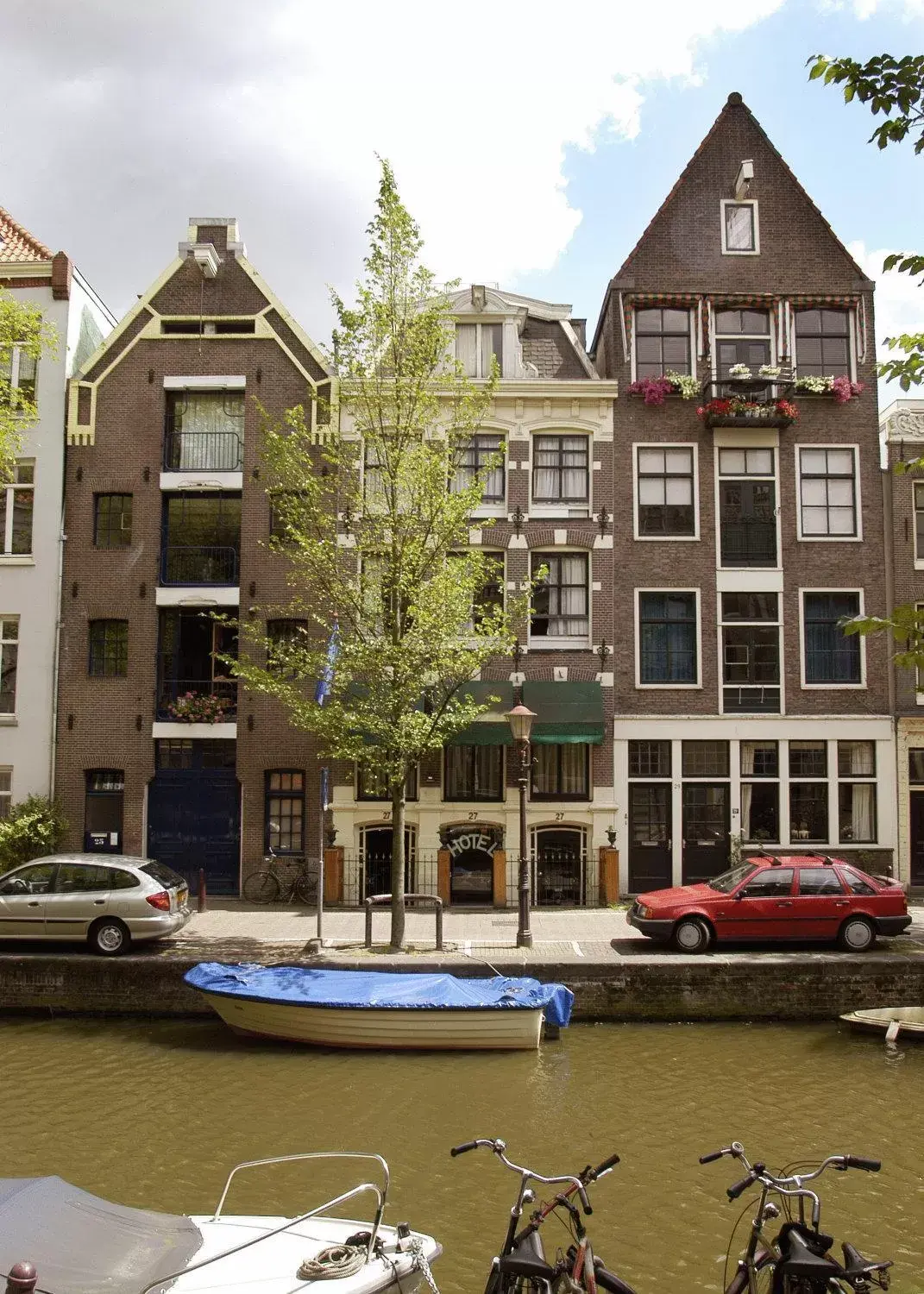 Facade/entrance in Rembrandtplein Hotel Facade/entrance in Rembrandtplein Hotel