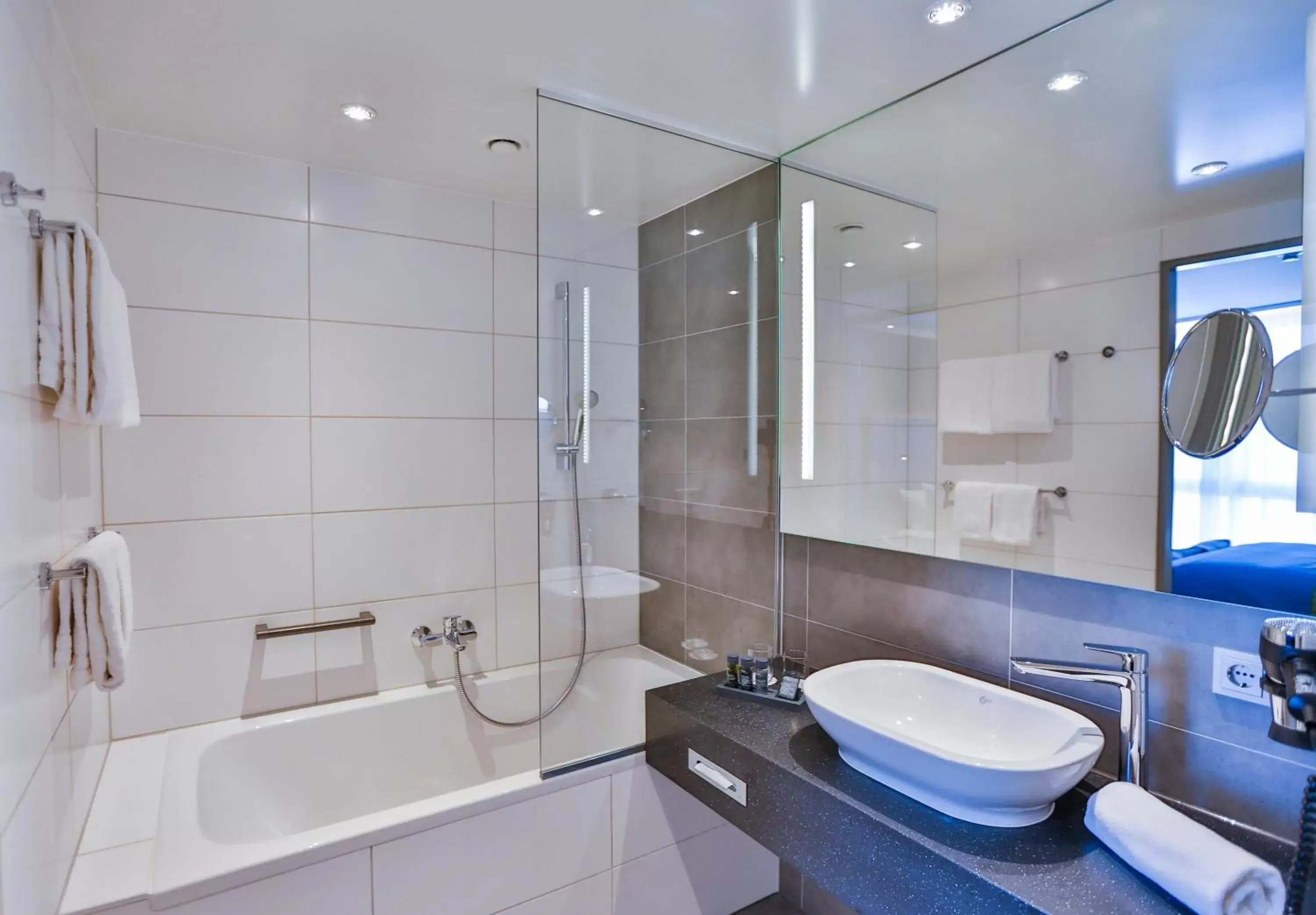 Bathroom in Holiday Inn - Villingen - Schwenningen, an IHG Hotel