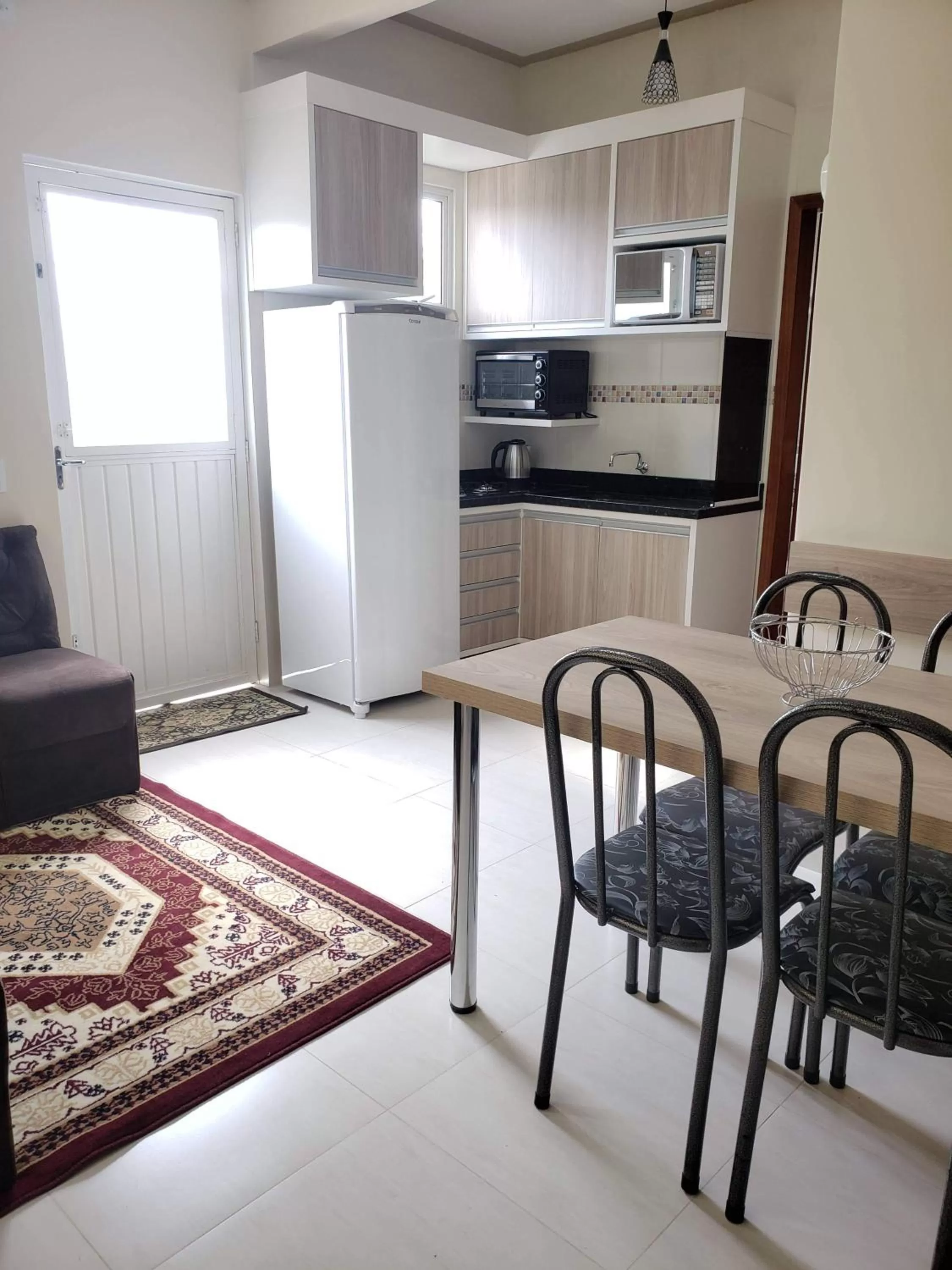 Communal kitchen, Kitchen/Kitchenette in Felipe Family Houses - Casas de temporada