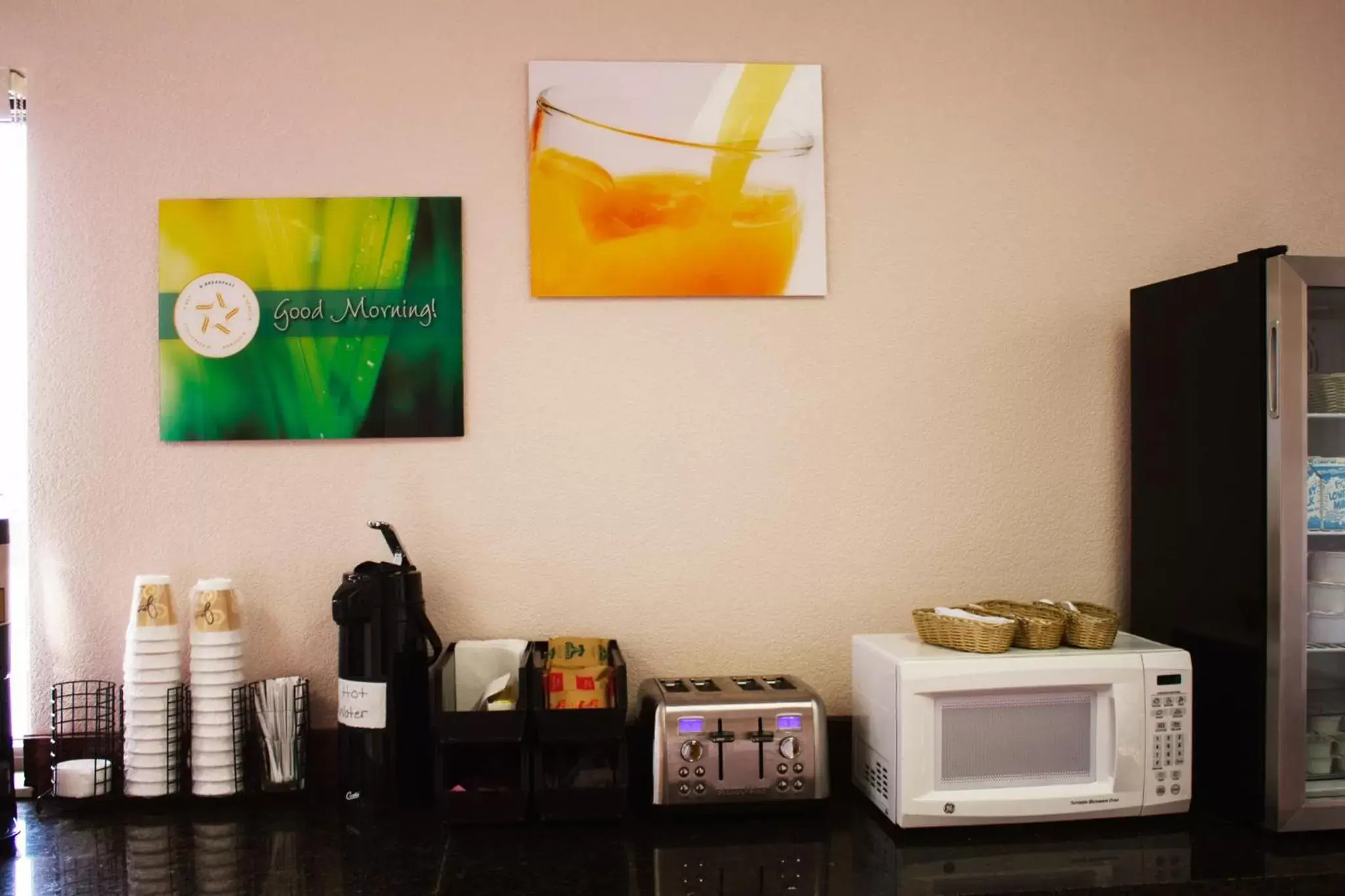 Continental breakfast in Americas Best Value Inn-Fredonia Continental breakfast in Americas Best Value Inn-Fredonia