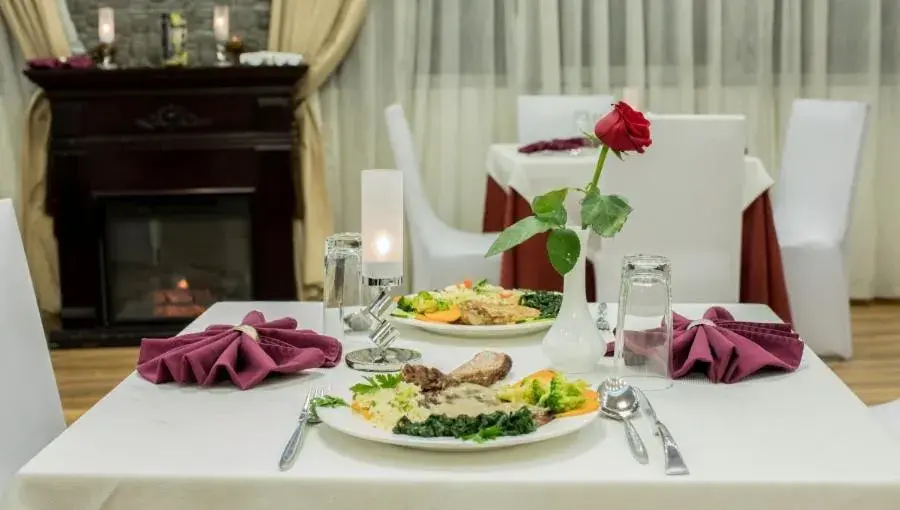 Dining area in Hotel Miracle Dining area in Hotel Miracle