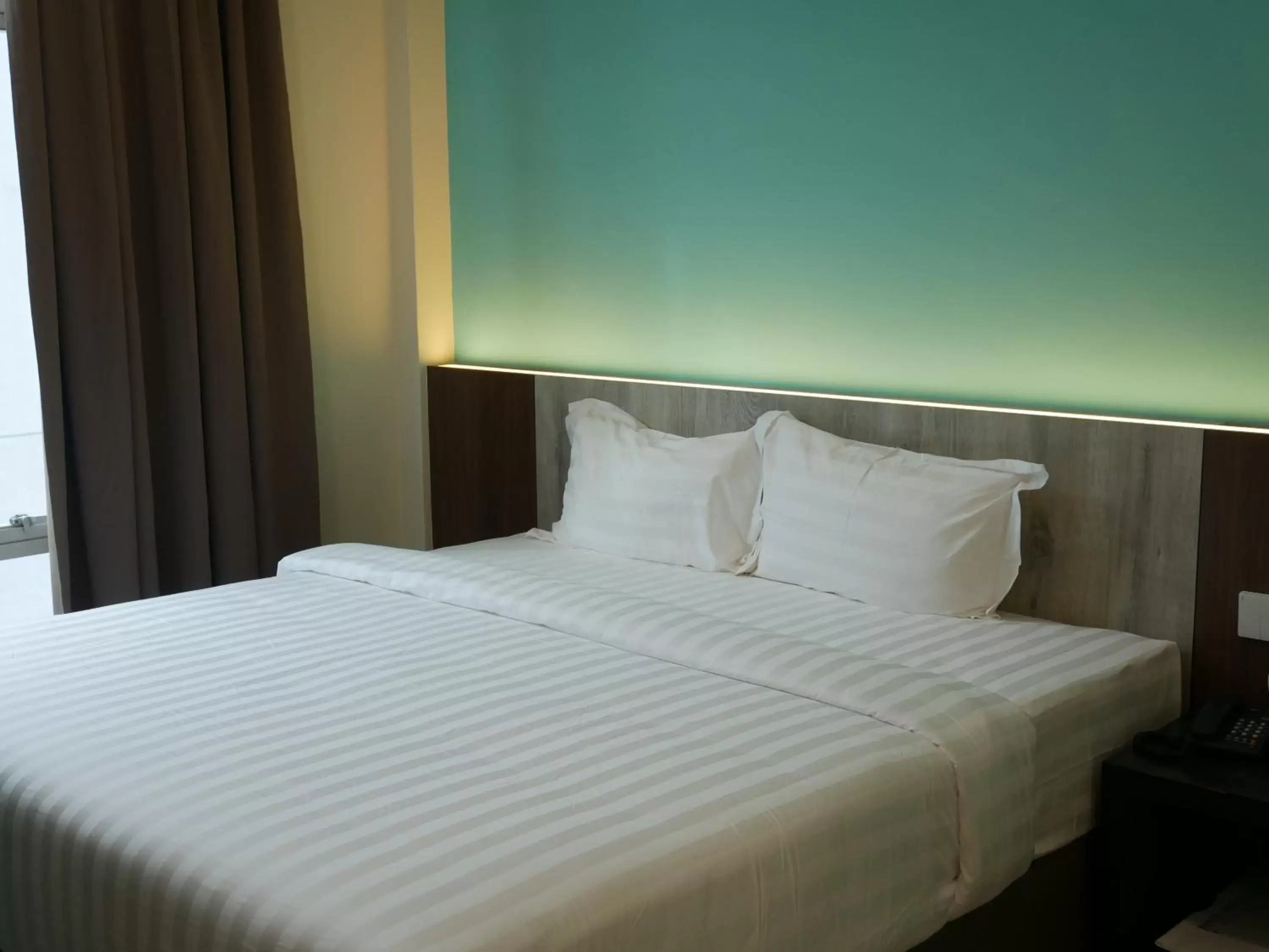 Bed in Pantai Regal City Hotel