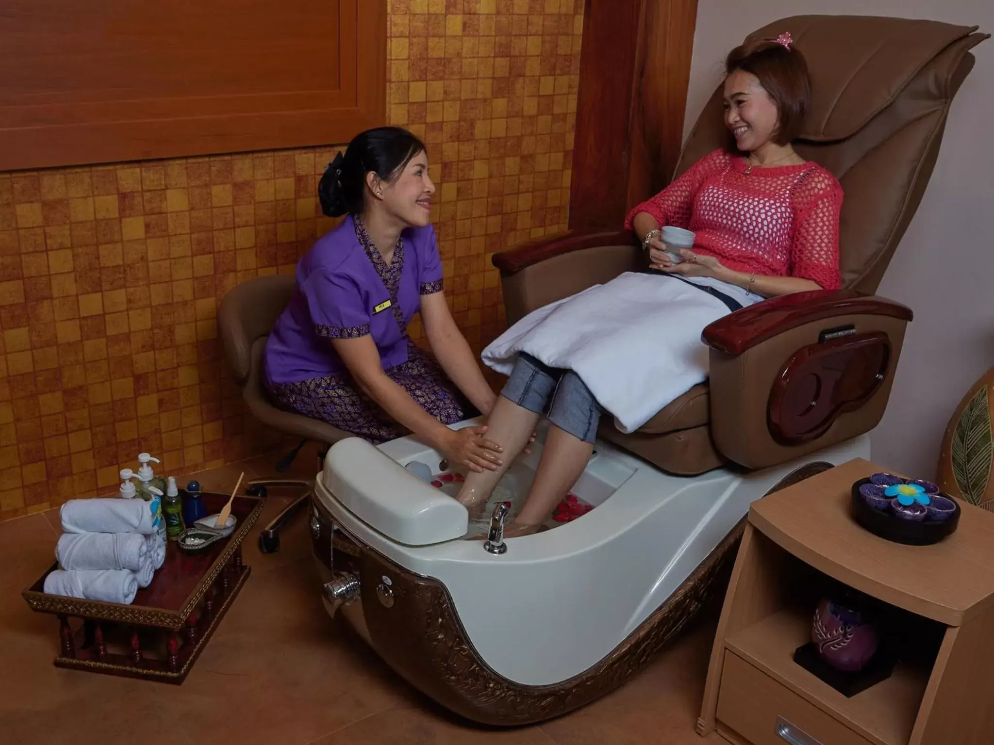 Massage in The Agate Pattaya Boutique Resort