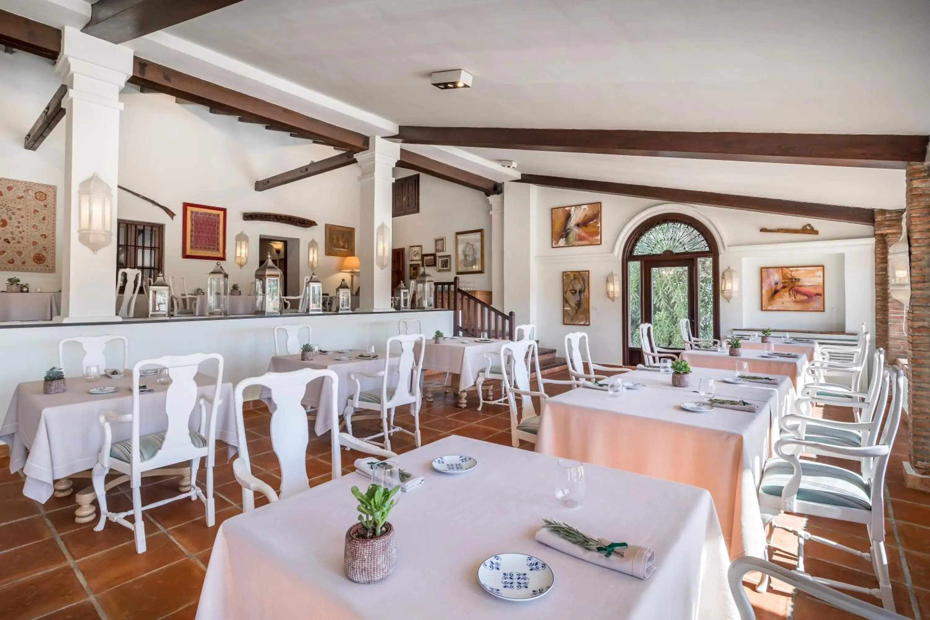 Restaurant/Places to Eat in La Bobadilla, a Royal Hideaway Hotel