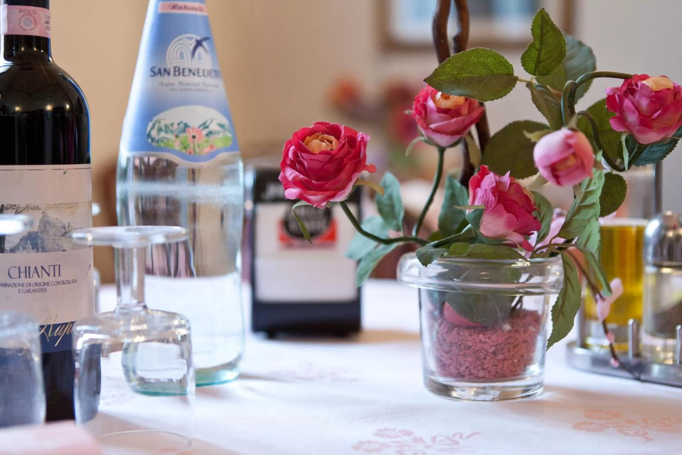 Restaurant/places to eat in Hotel Masaccio