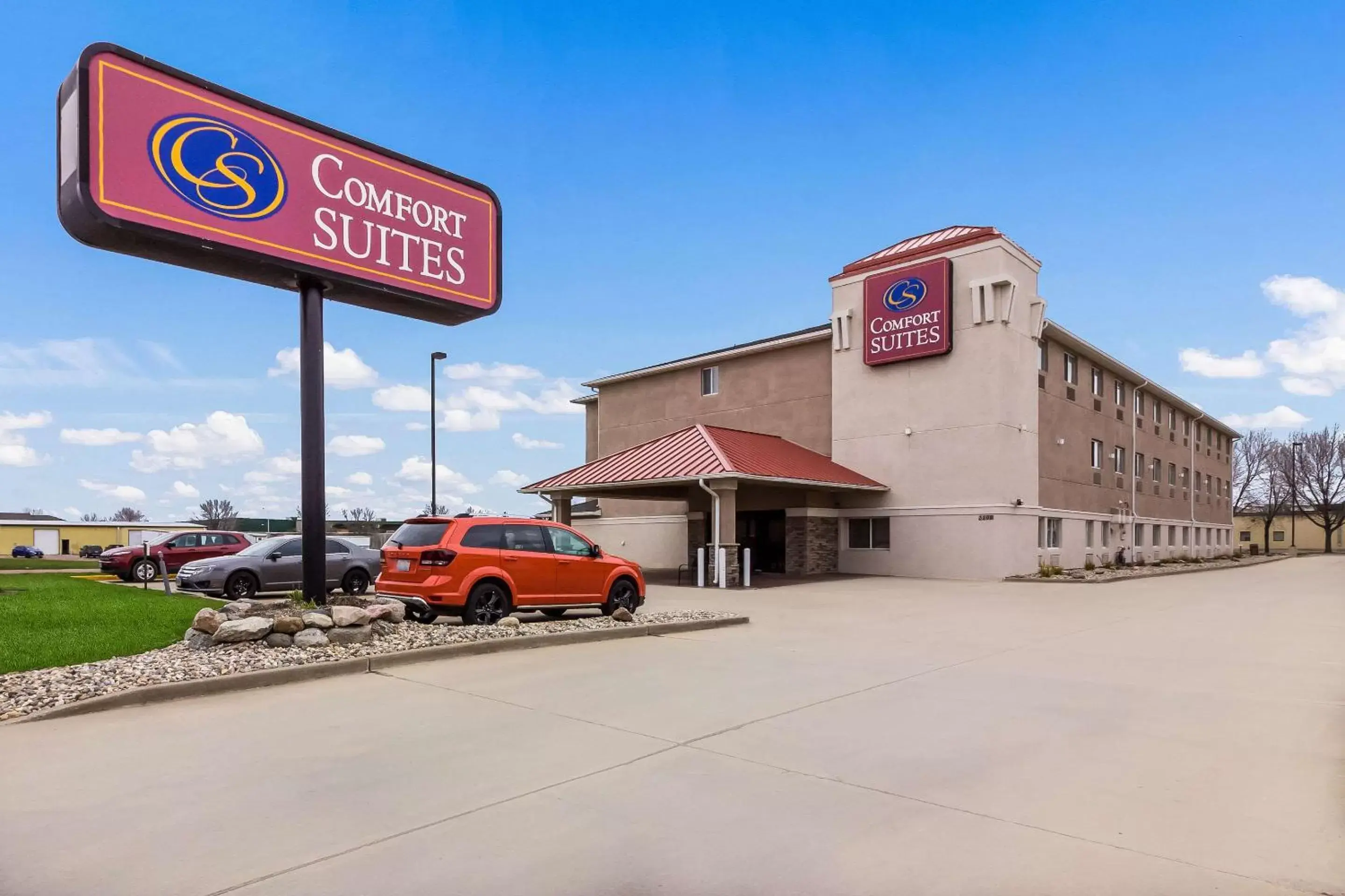 Property Building in Comfort Suites - Sioux Falls