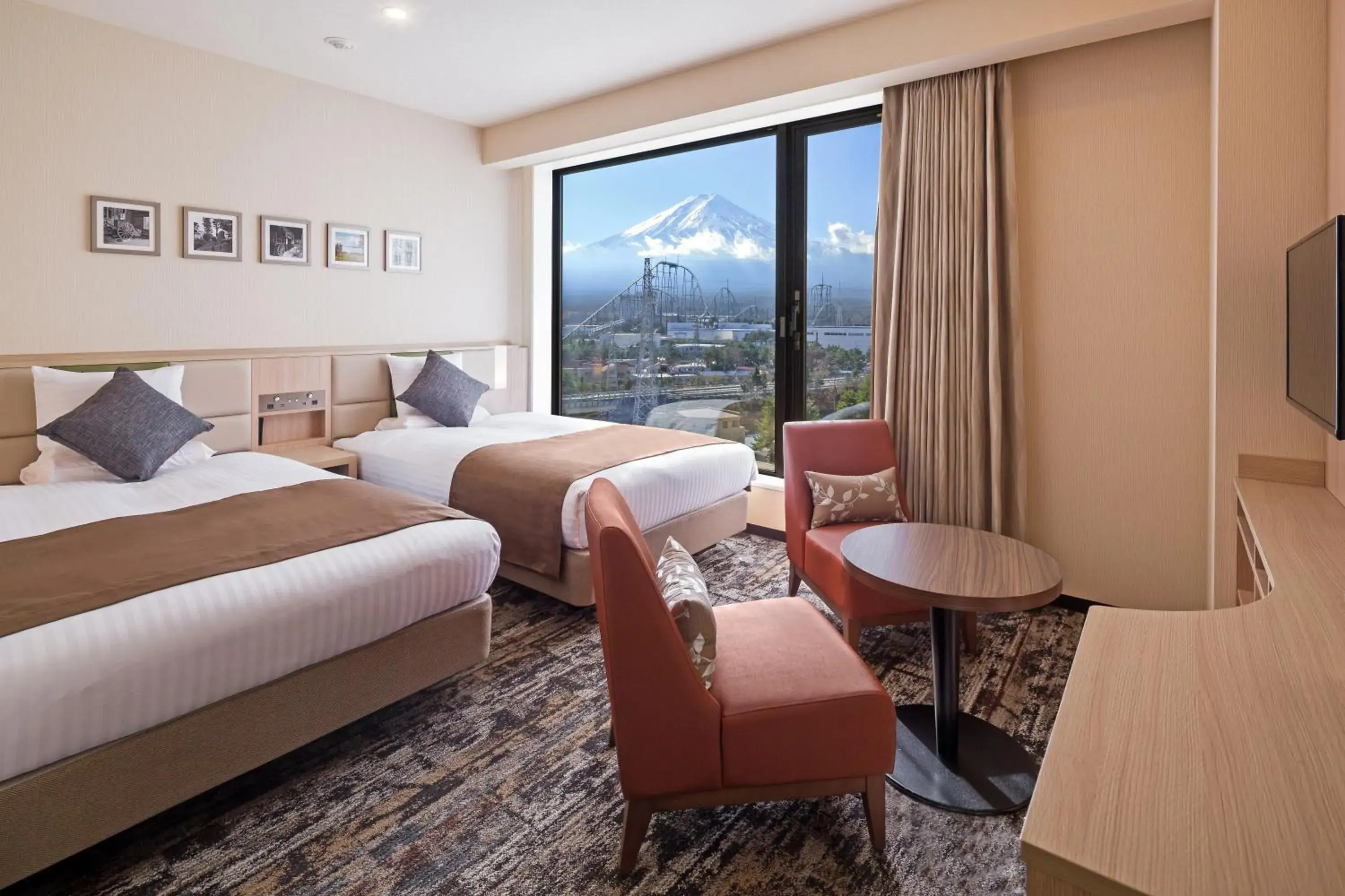 Property building in HOTEL MYSTAYS Fuji Onsen Resort