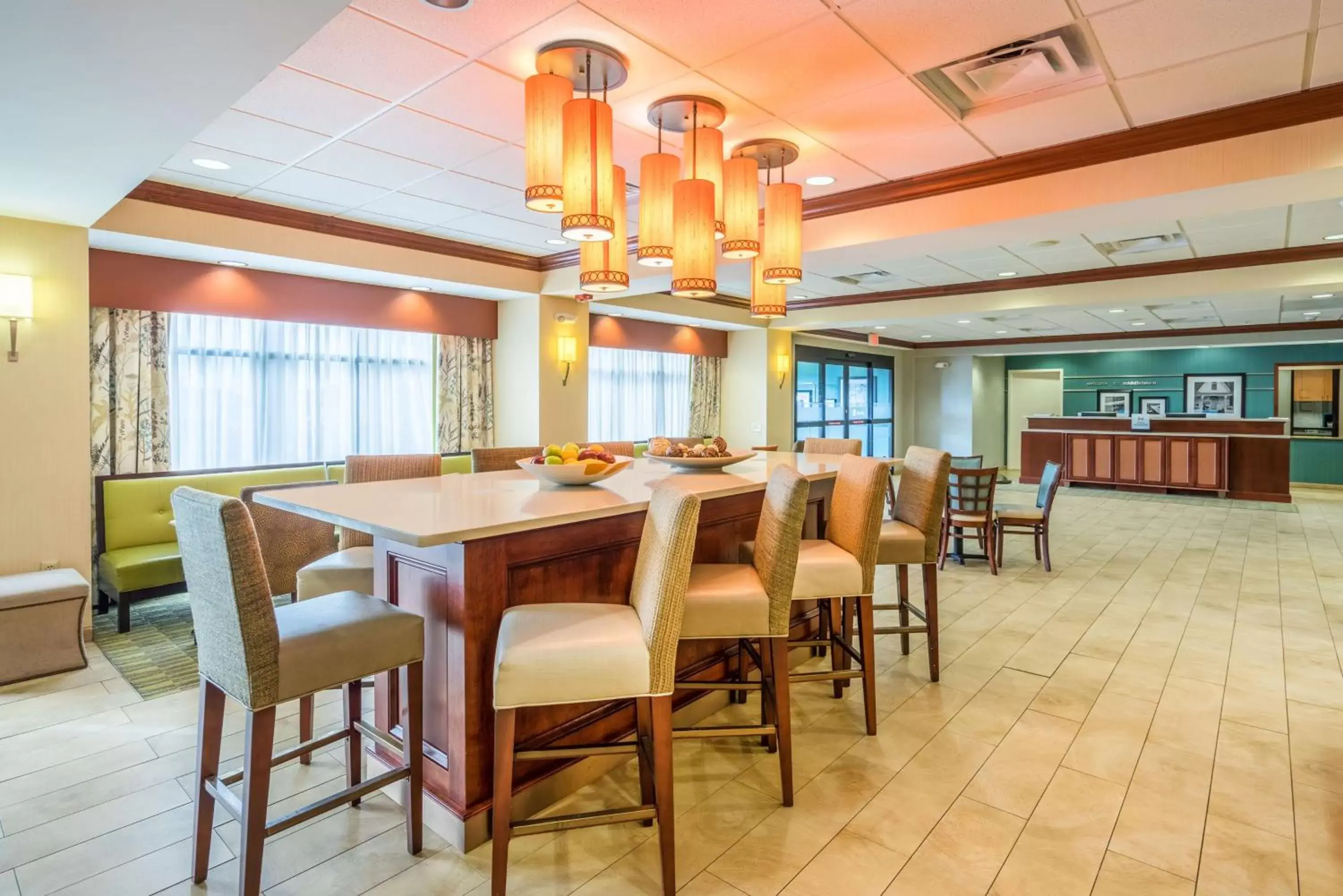 Lobby or reception, Restaurant/Places to Eat in Hampton Inn Middletown