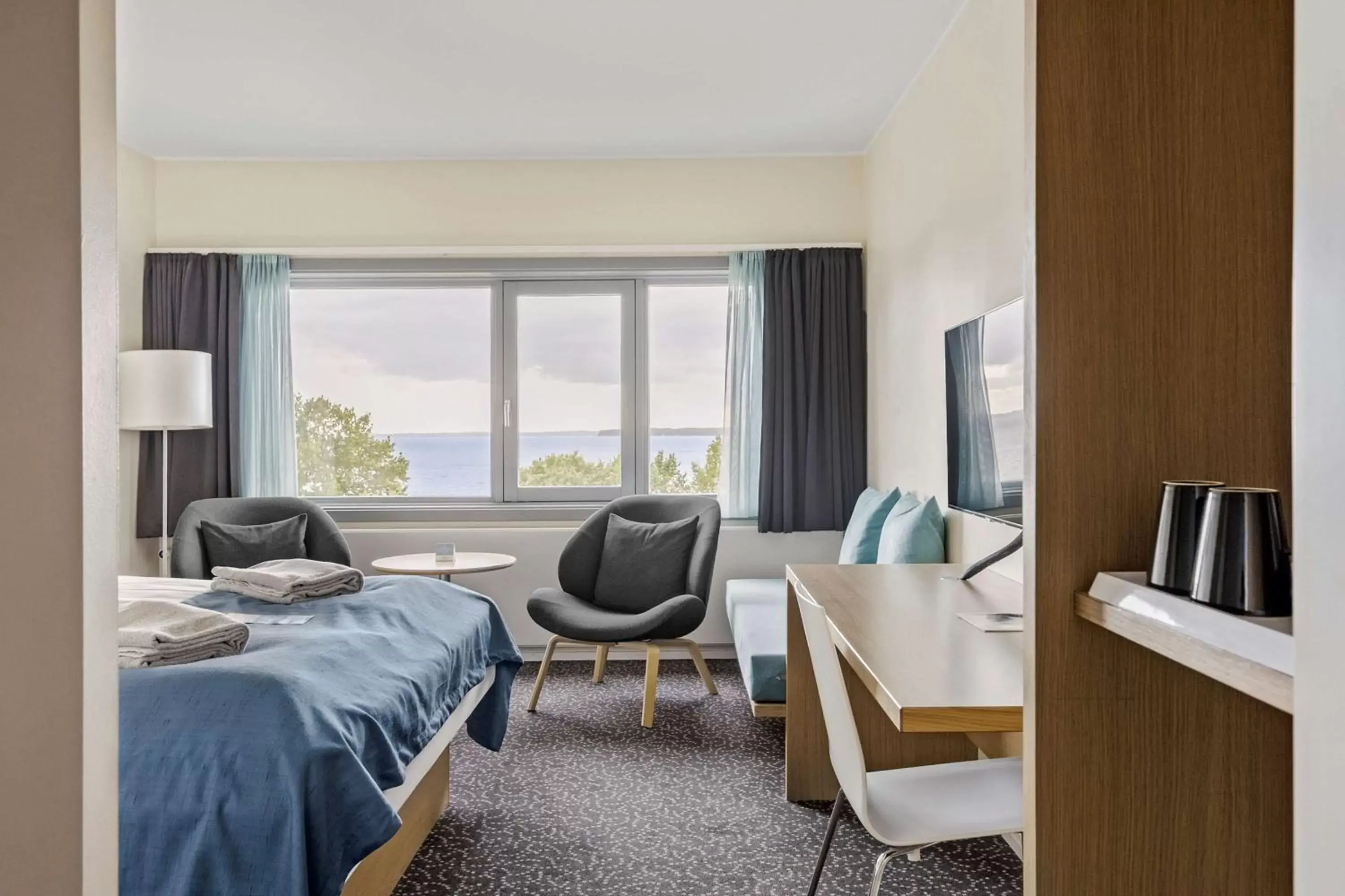 Bedroom, Seating Area in Hotel Sonderborg Strand; Sure Hotel Collection by Best Western