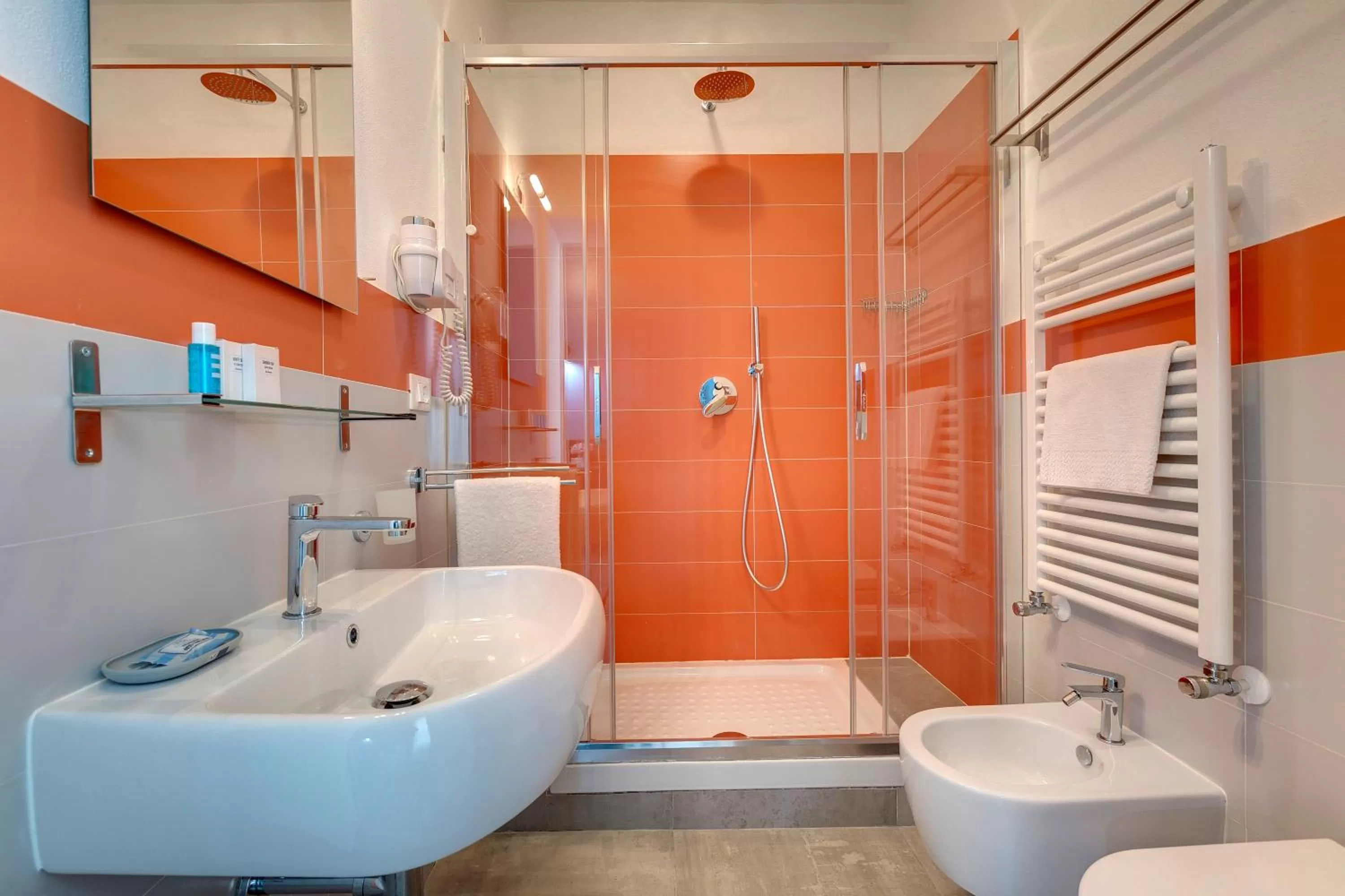 Shower, Bathroom in Al Consolato