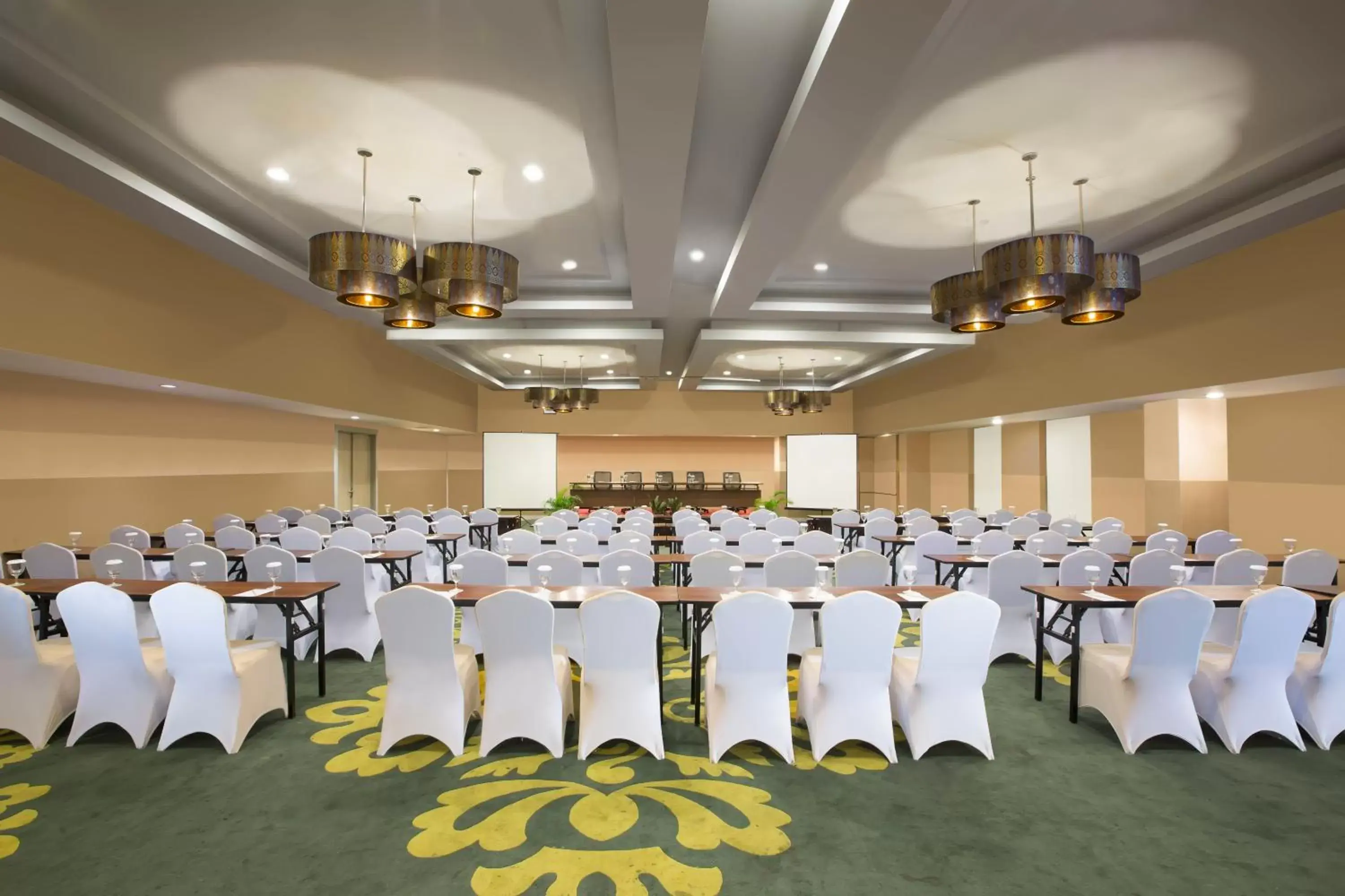 Meeting/conference room, Banquet Facilities in KHAS Pekanbaru Hotel