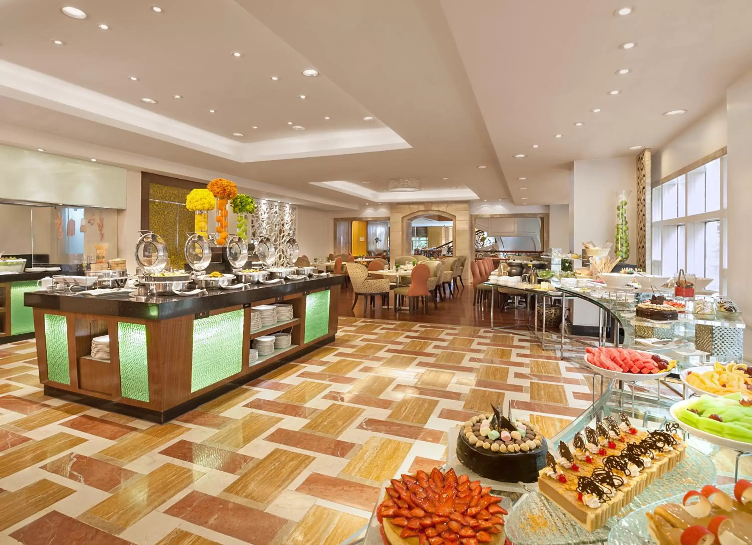 Restaurant/Places to Eat in Richmonde Hotel Ortigas