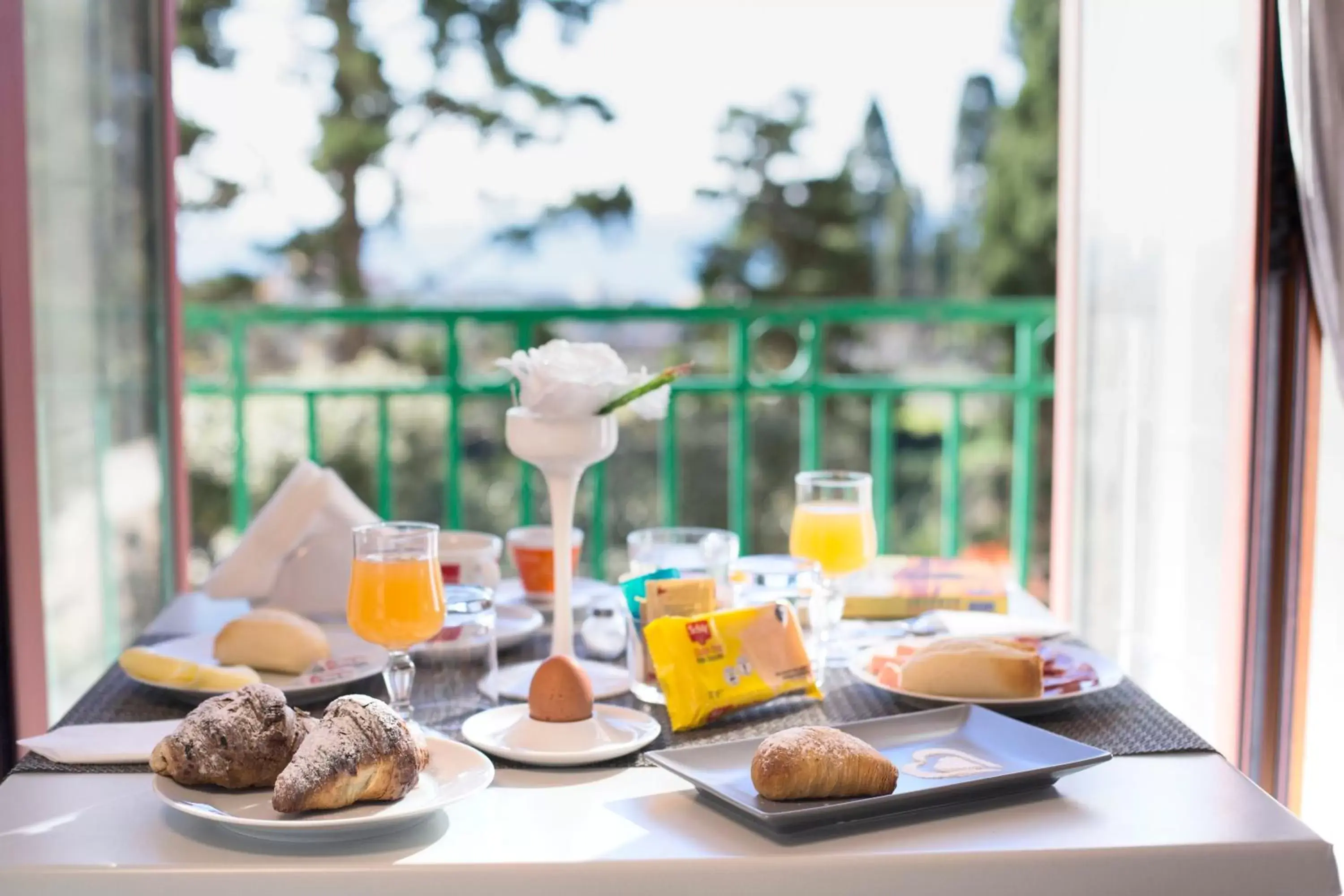 Food and drinks, Breakfast in Hotel Herculaneum