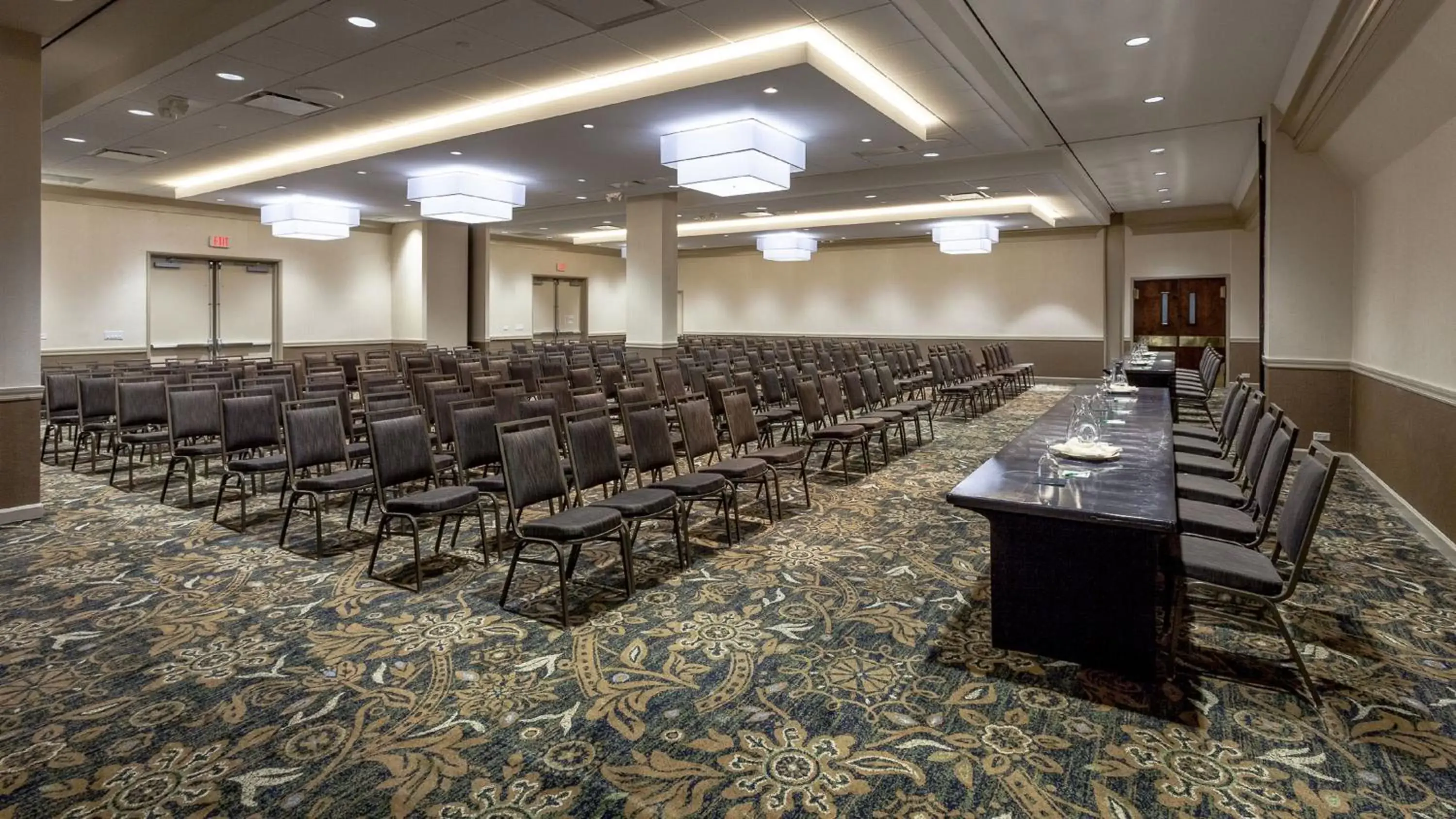 Meeting/conference room in Holiday Inn Chicago North-Evanston, an IHG Hotel