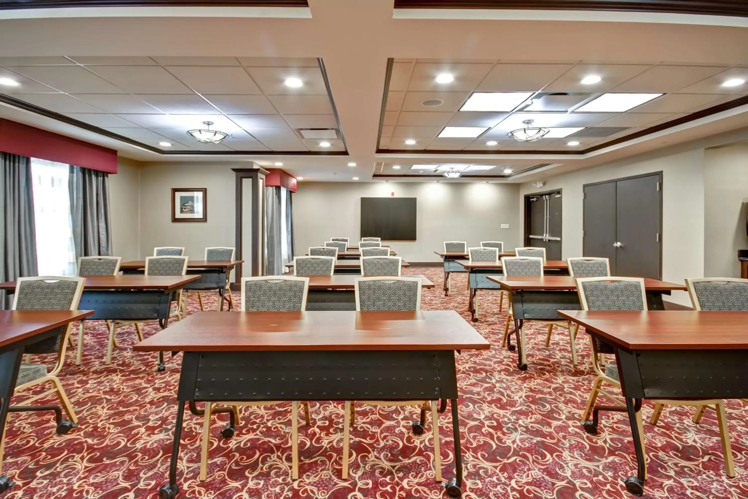 Meeting/conference room in Homewood Suites by Hilton Bridgewater/Branchburg