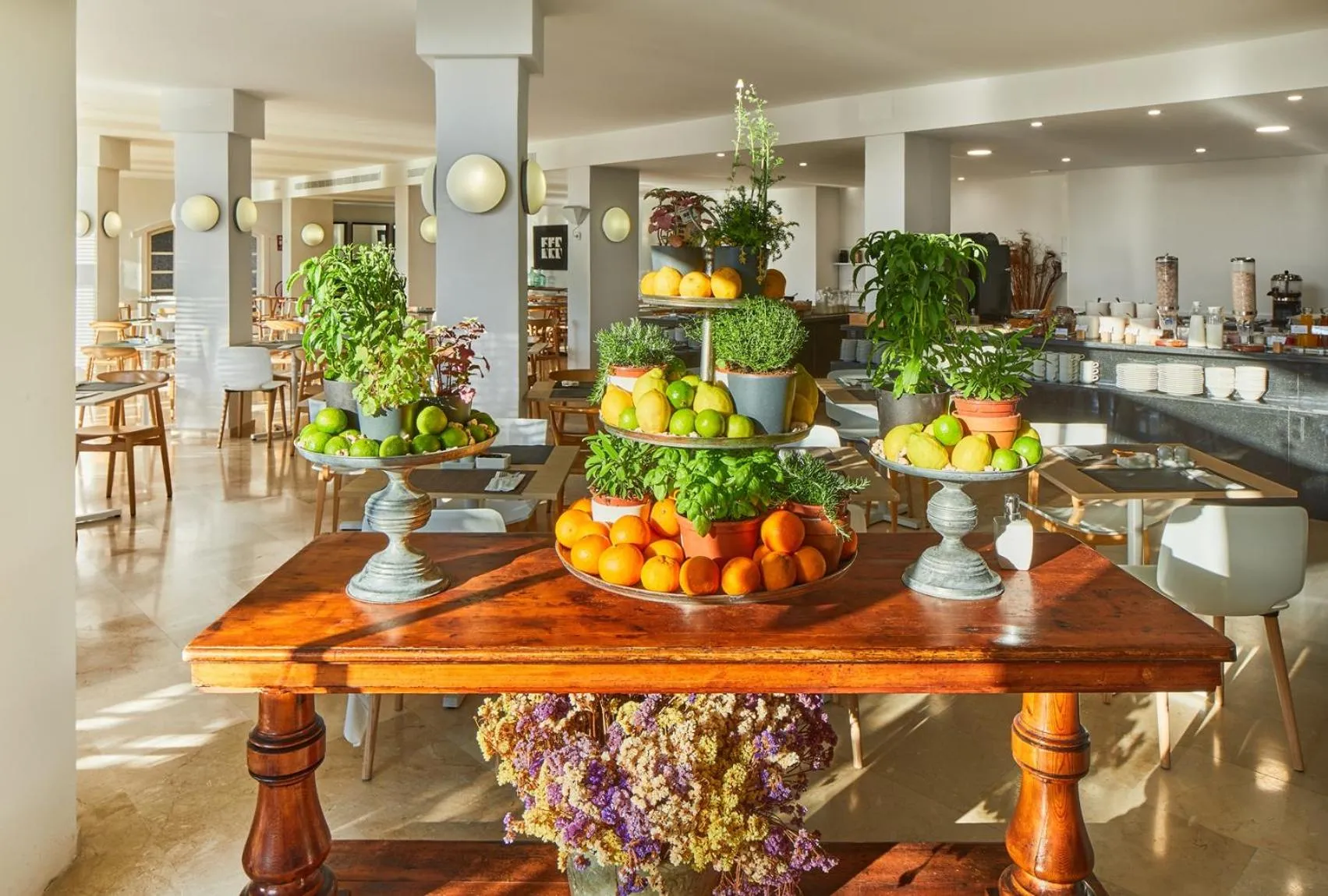 Breakfast in Hotel Tres Torres