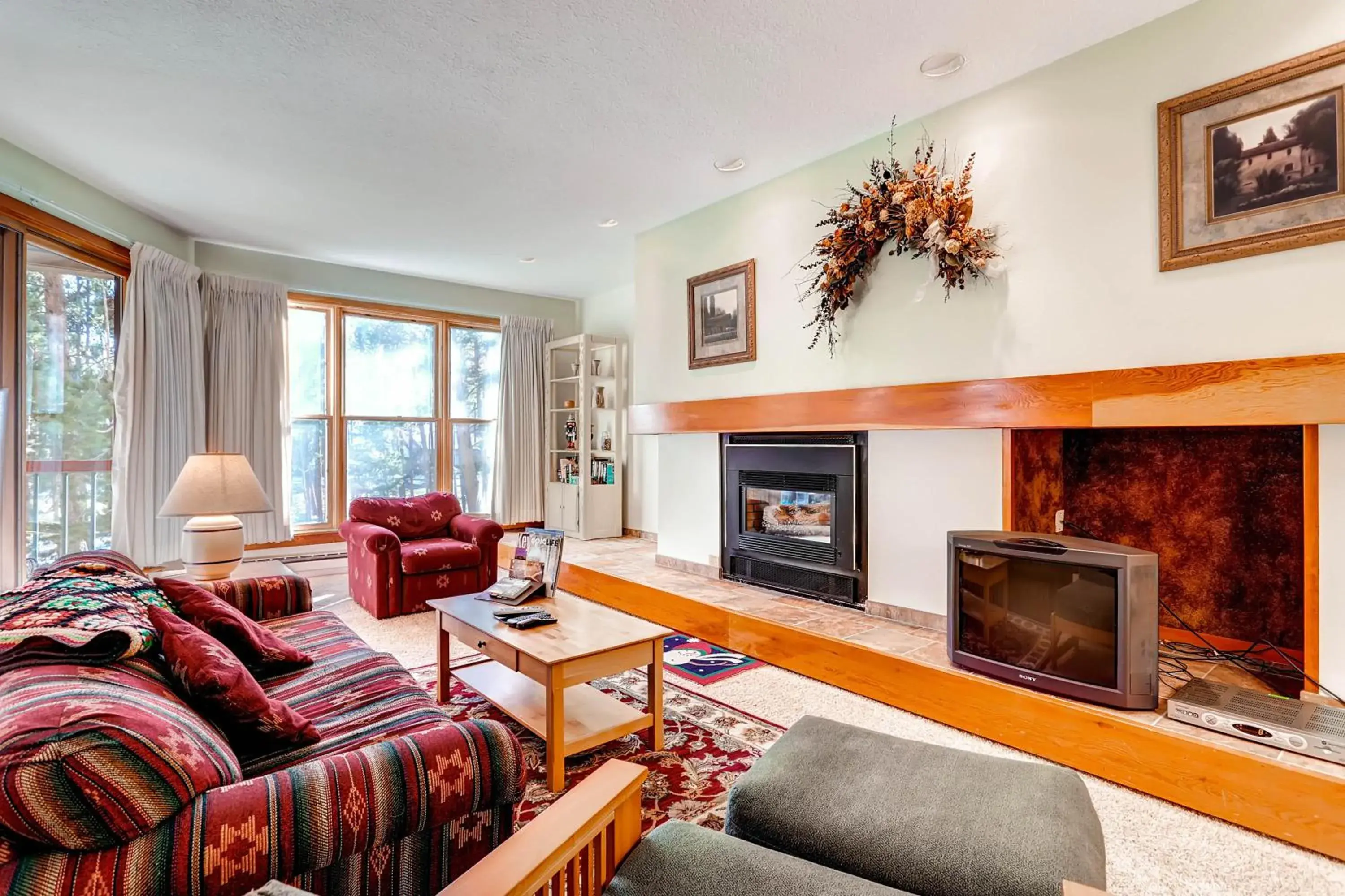 Living room, Seating Area in Aspen Ridge Condominiums by Keystone Resort