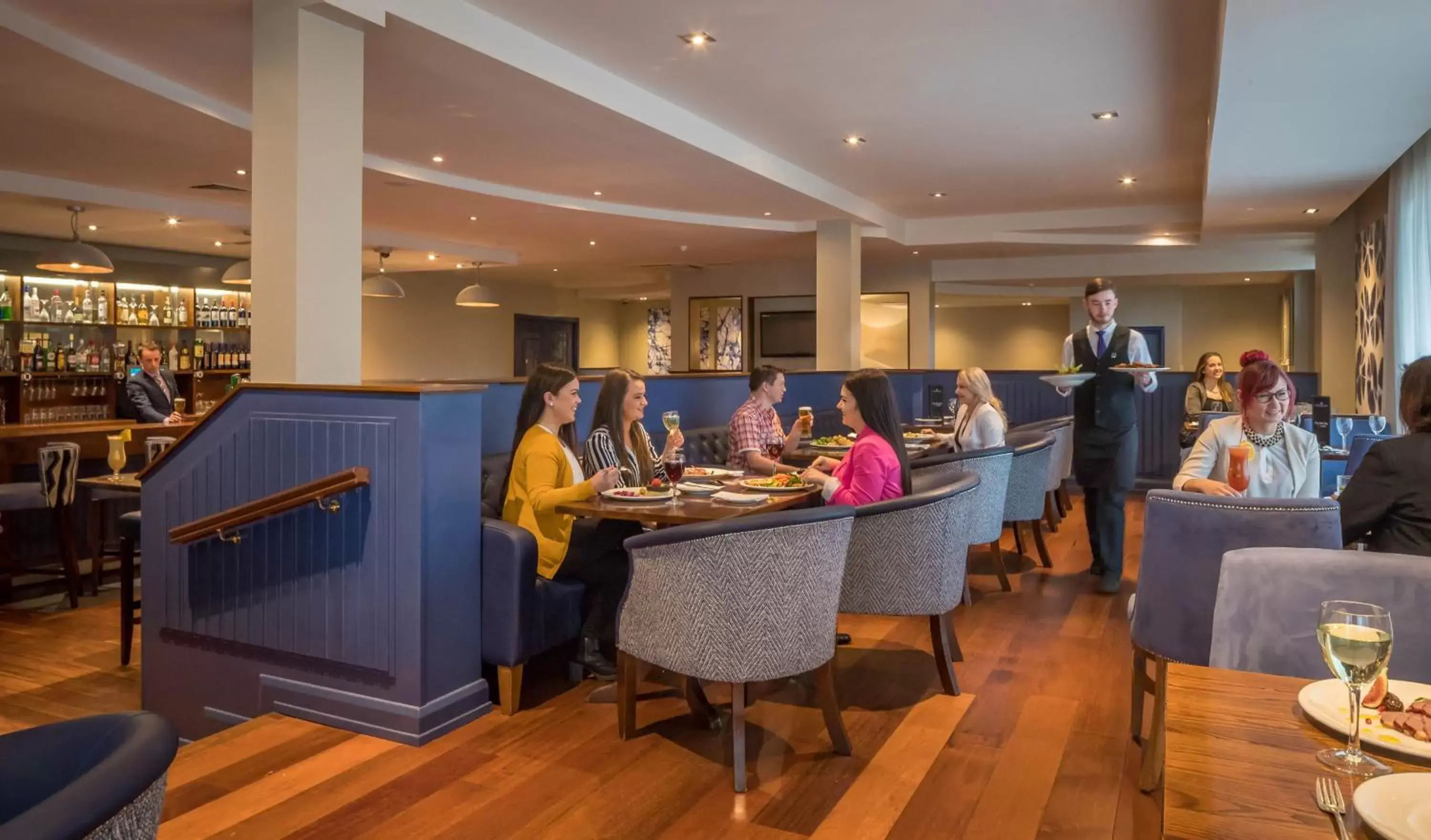 Lounge or bar in Charleville Park Hotel & Leisure Club IRELAND Lounge or bar in Charleville Park Hotel & Leisure Club IRELAND