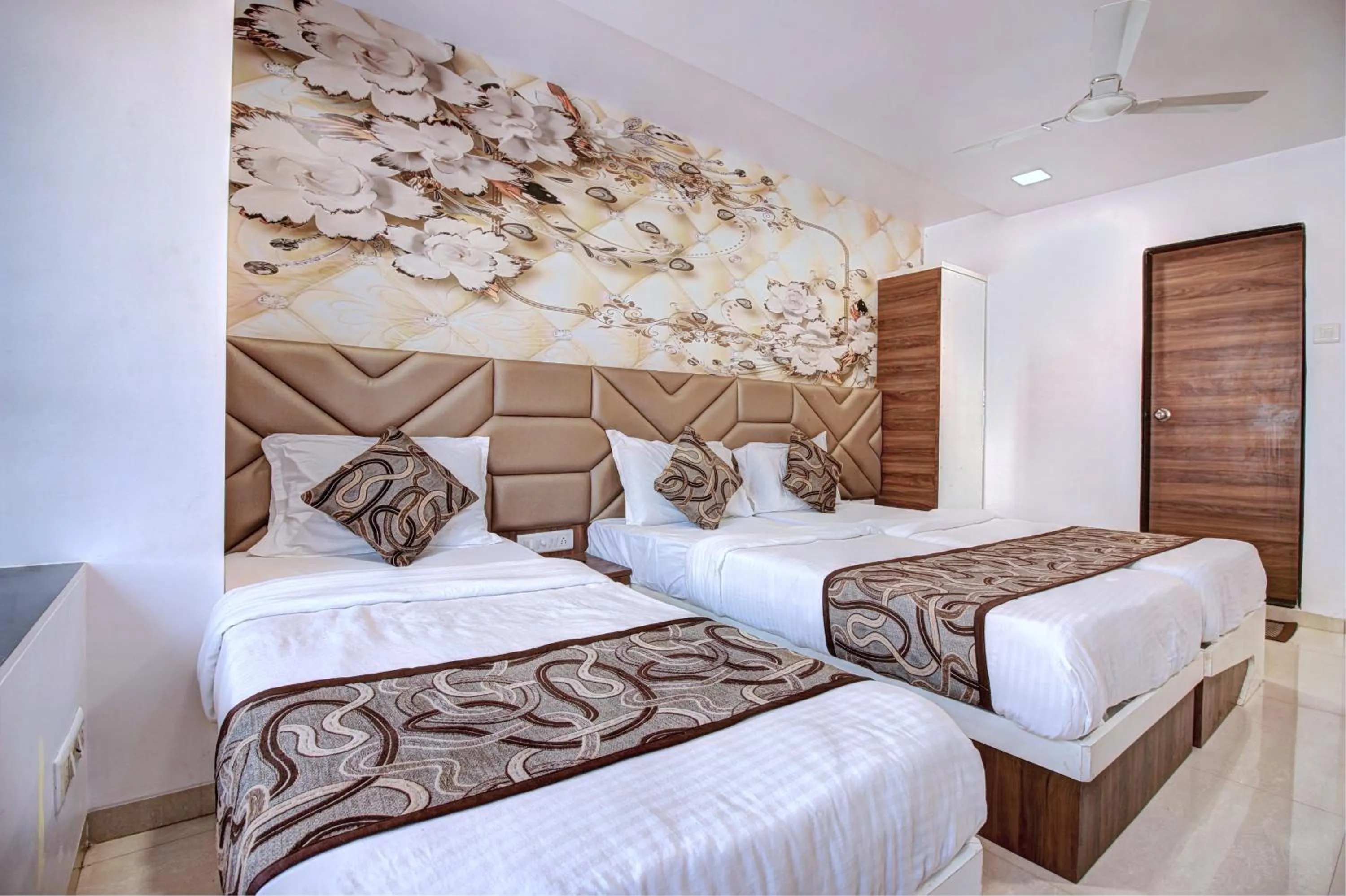 Bed in Hotel City View