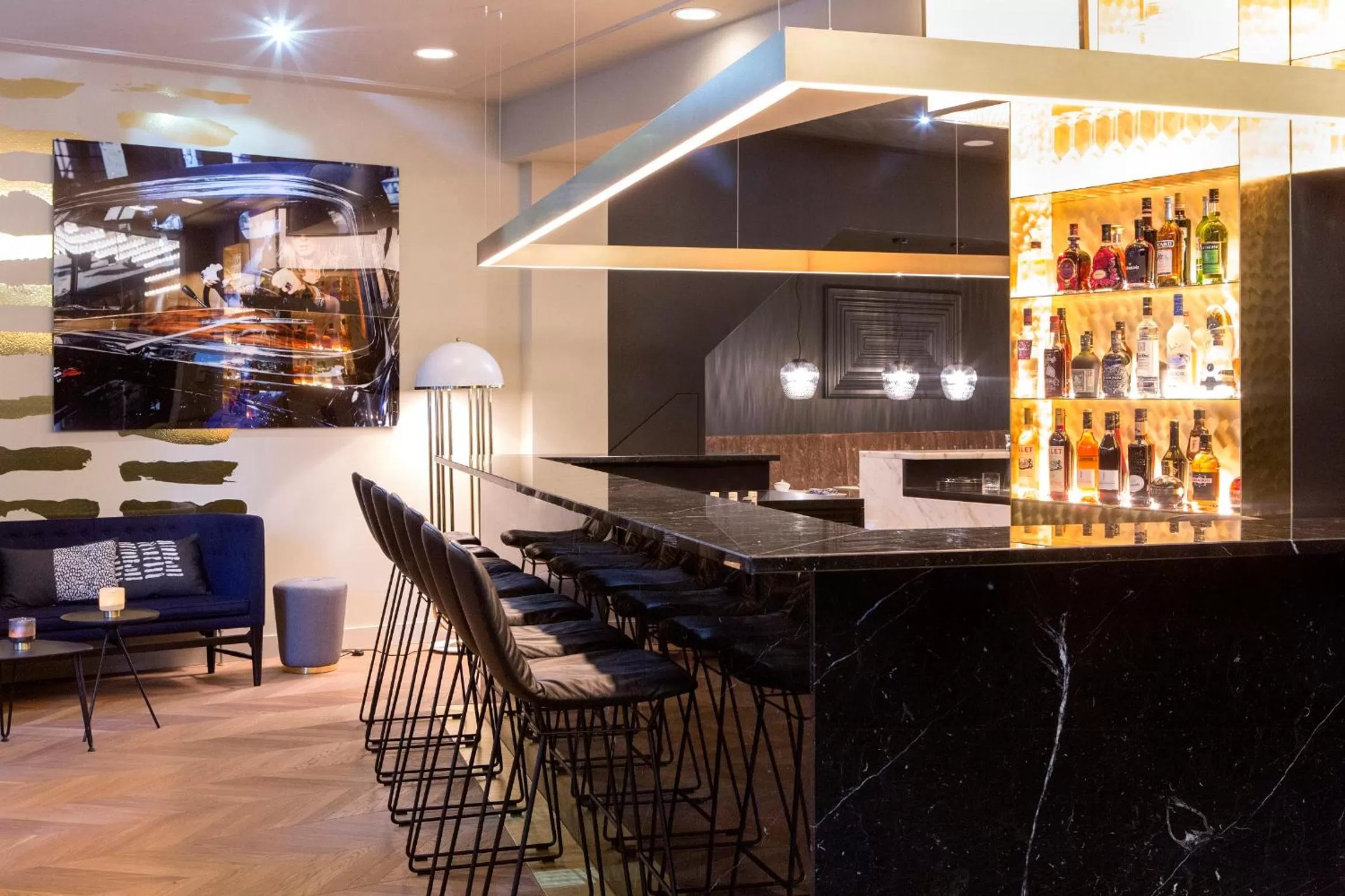 Lounge or bar in The Fritz Düsseldorf Königsallee