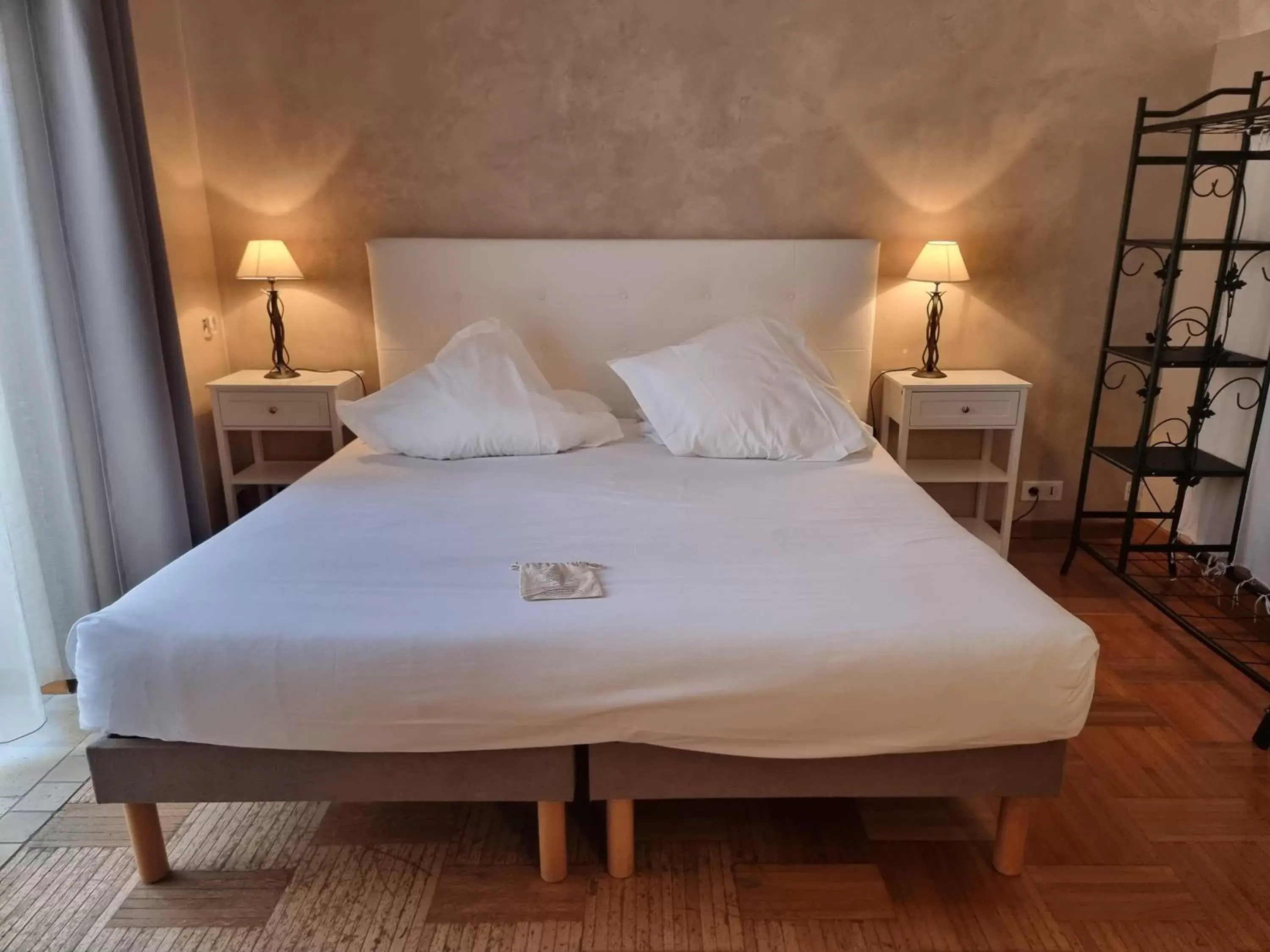 Bed in Castillon Des Baux