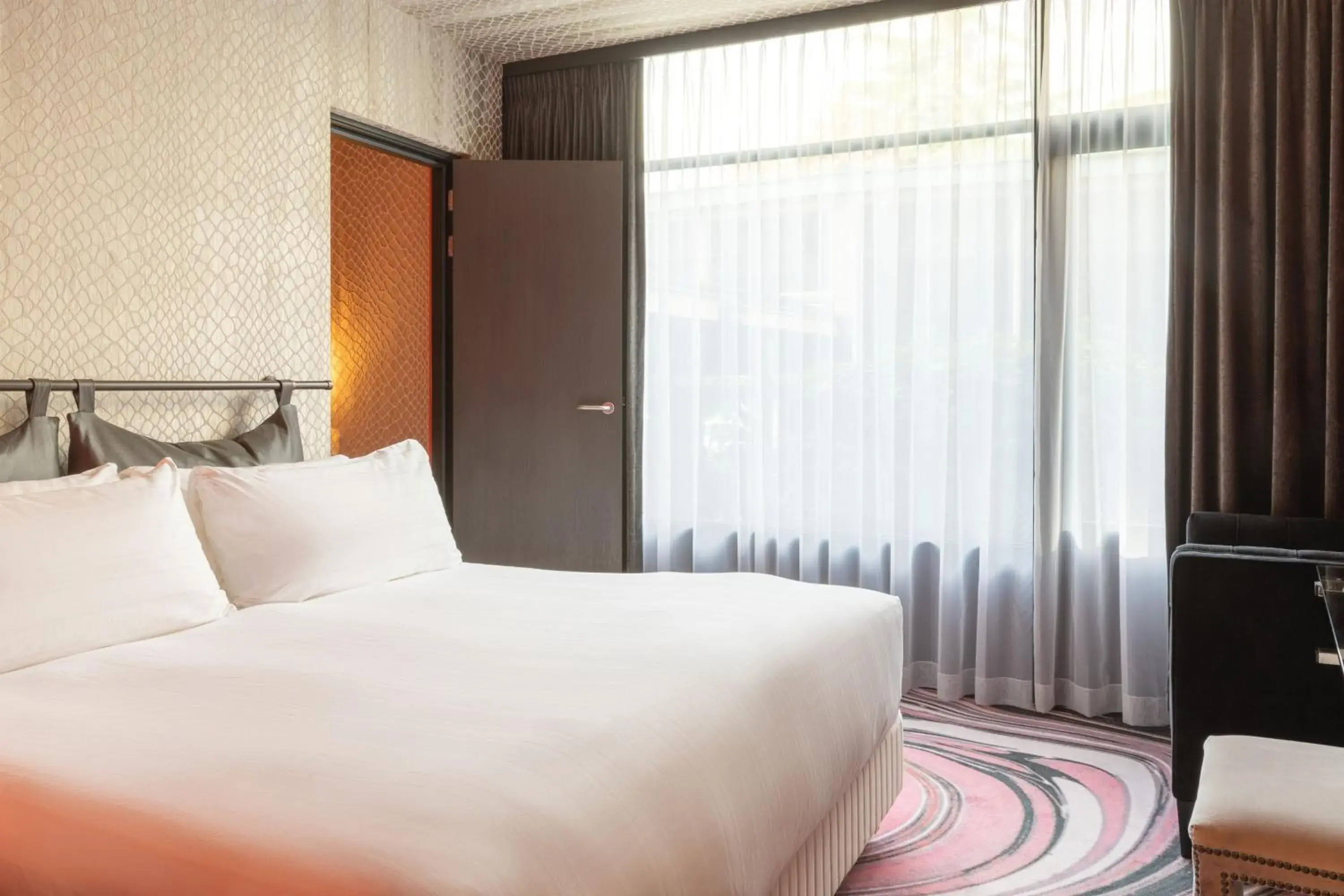 Photo of the whole room, Bed in Apollo Hotel Amsterdam, a Tribute Portfolio Hotel