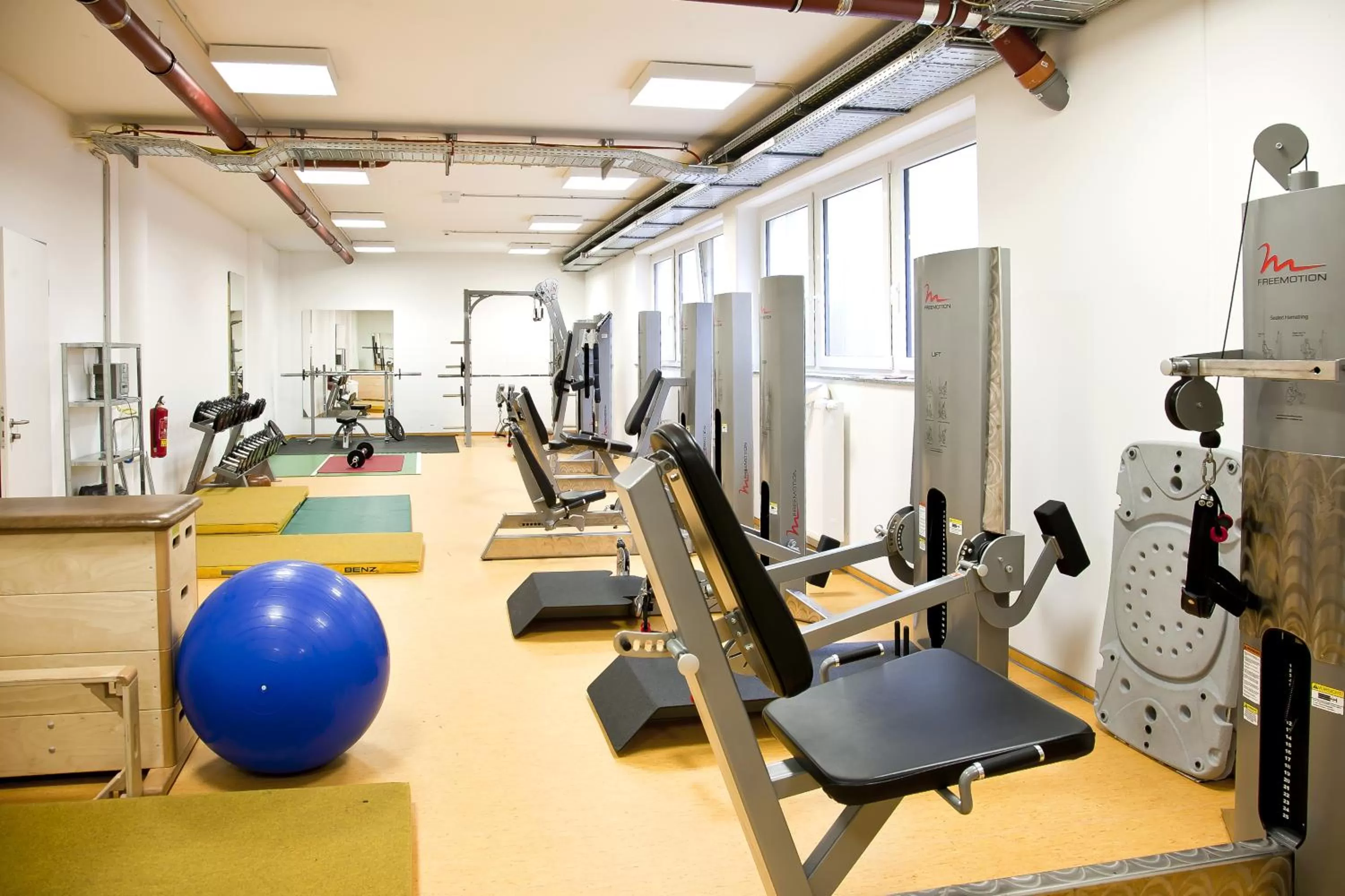 Fitness centre/facilities in business & conference Sporthotel Großwallstadt