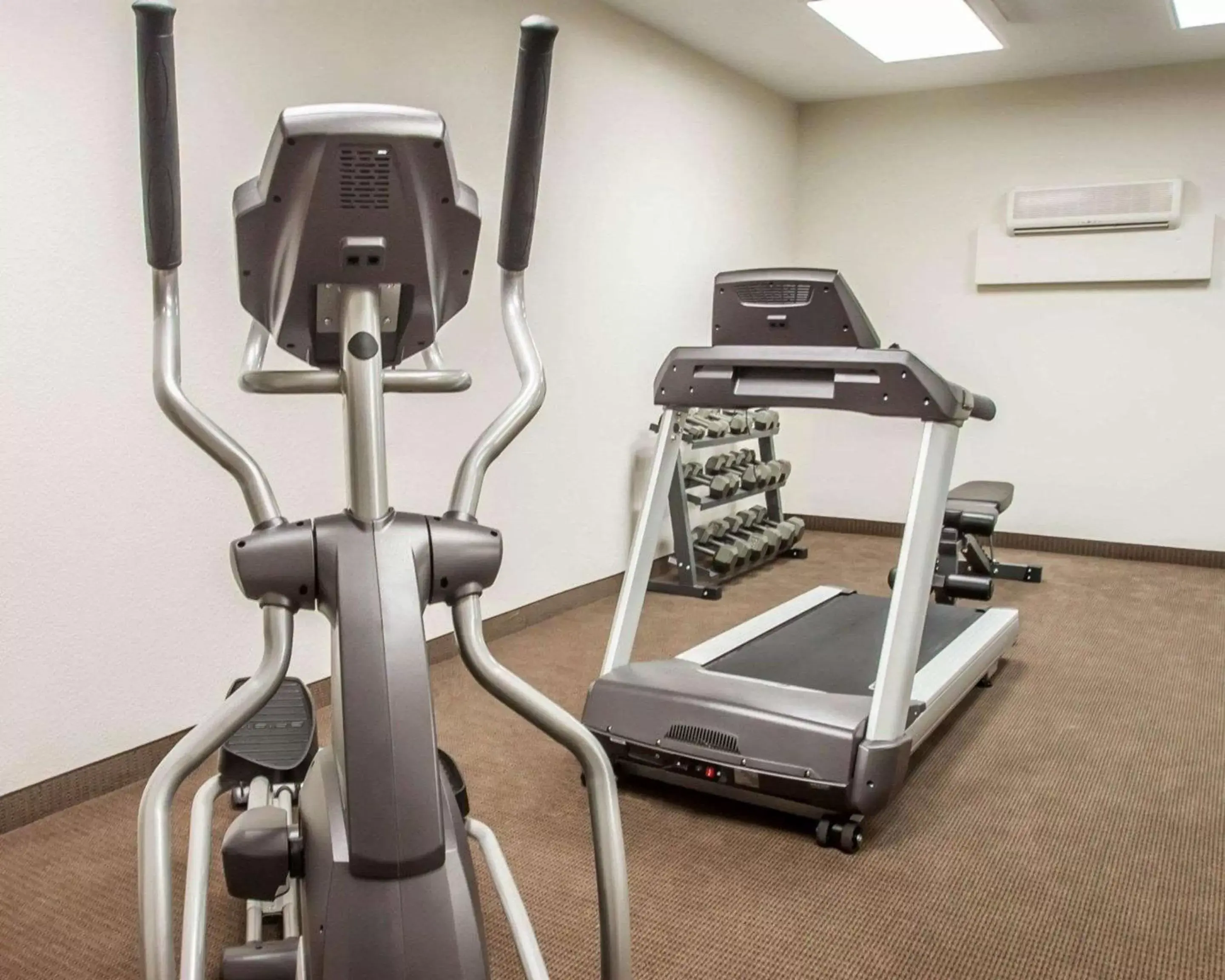 Fitness centre/facilities in Sleep Inn & Suites Lake of the Ozarks Fitness centre/facilities in Sleep Inn & Suites Lake of the Ozarks