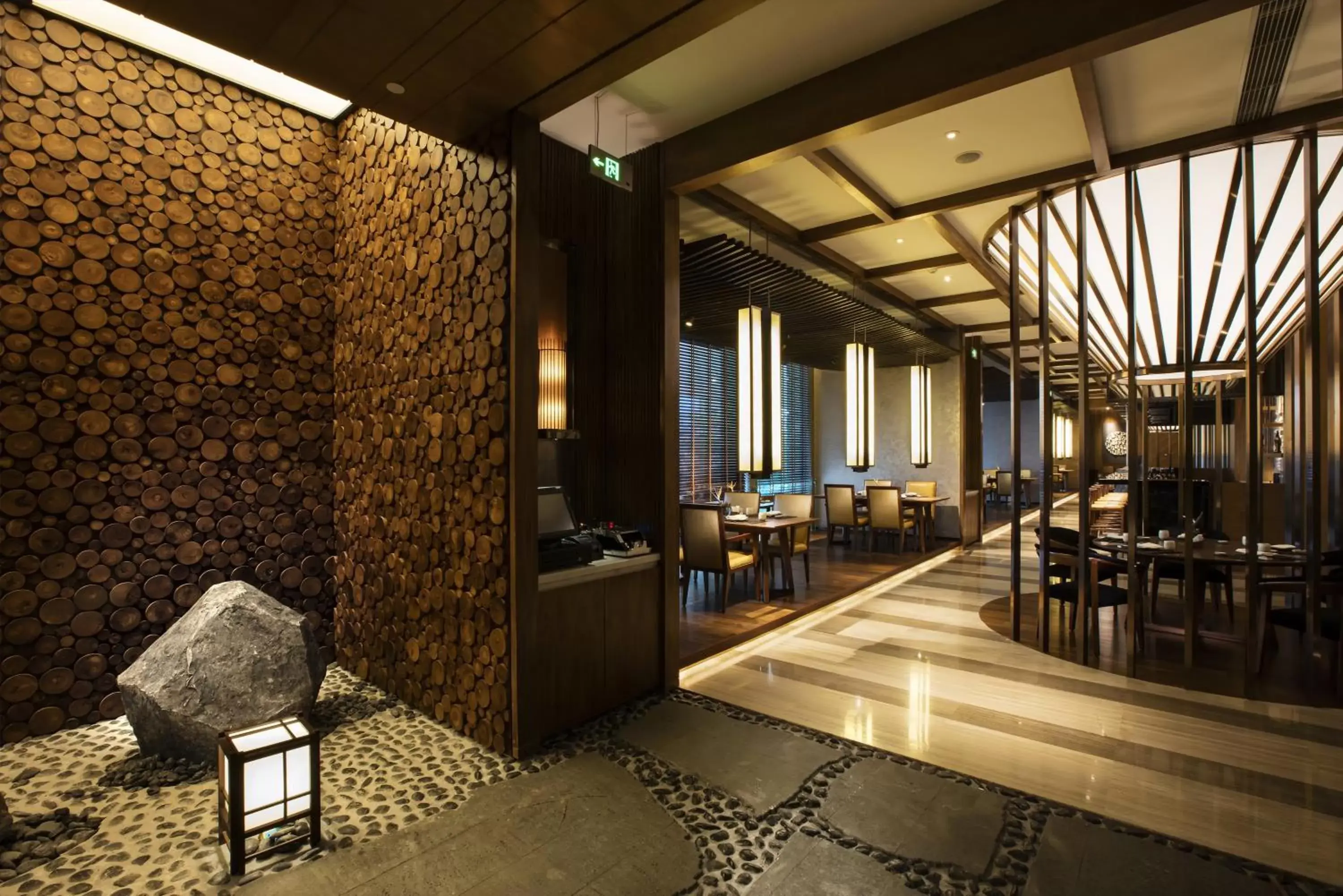 Restaurant/places to eat, Lobby/Reception in Crowne Plaza Fuzhou Riverside, an IHG Hotel
