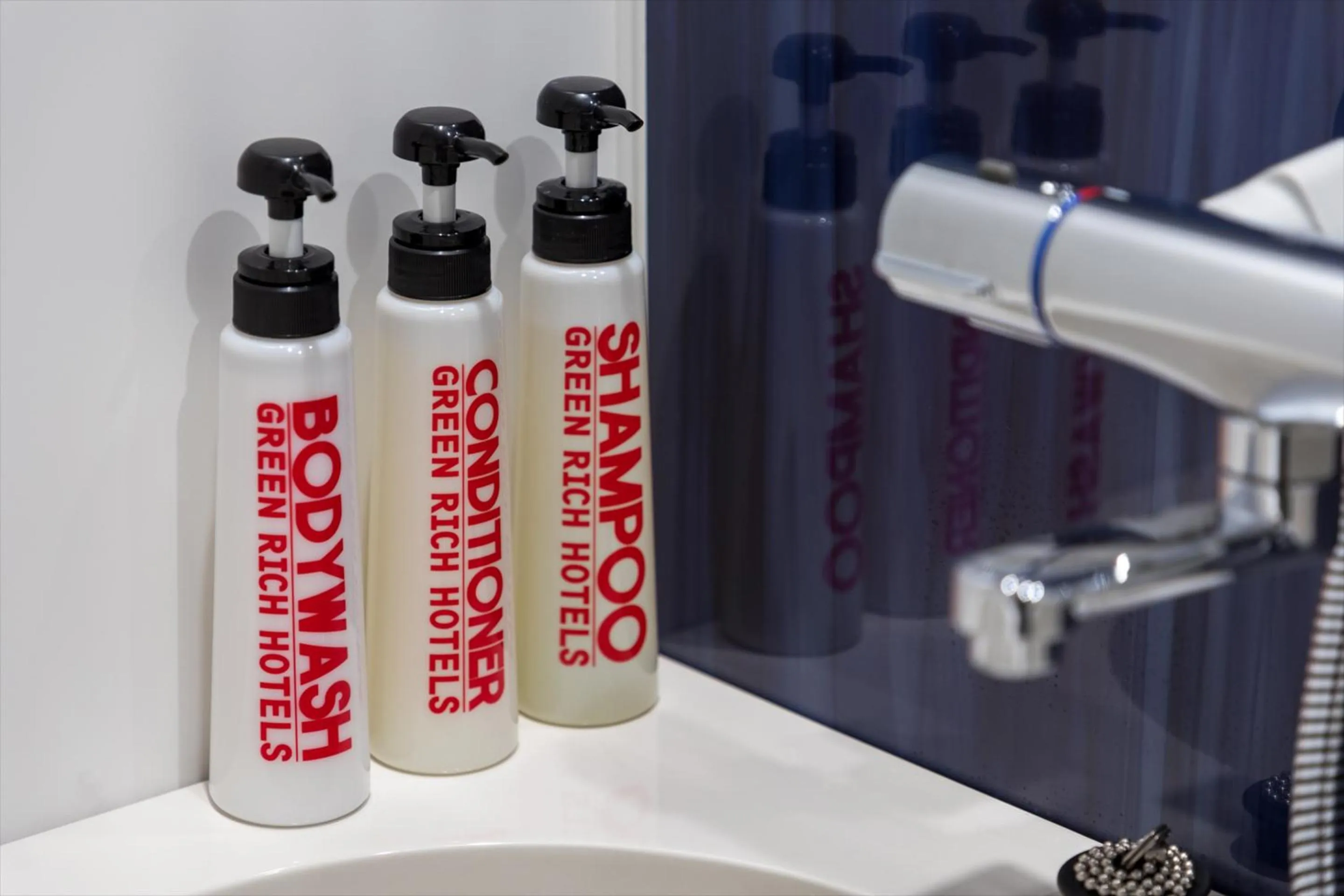 Shower in Green Rich Hotel & Capsule Naha - Artificial hot spring Futamata Yunohana