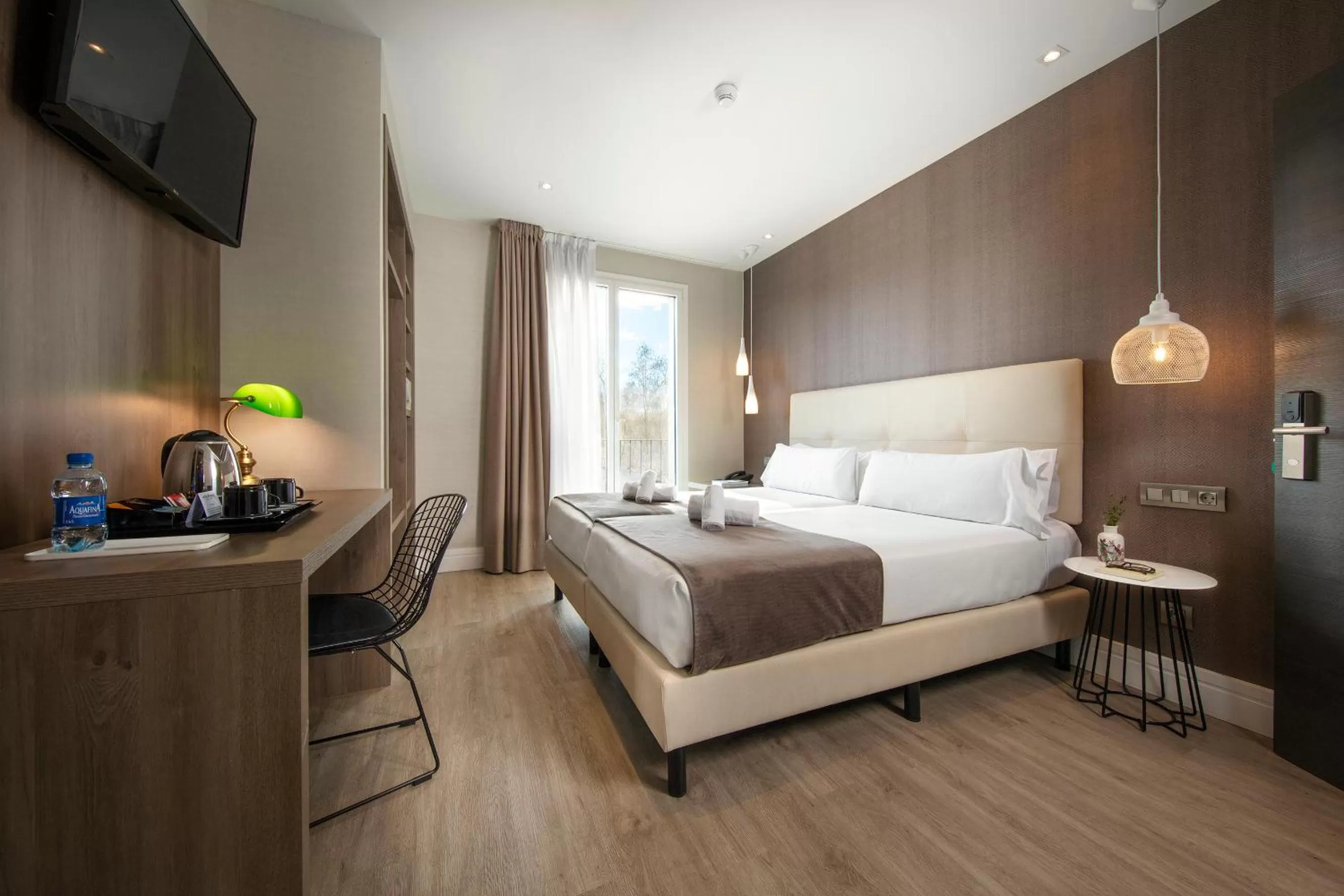 Photo of the whole room, Bed in Hotel Oasis