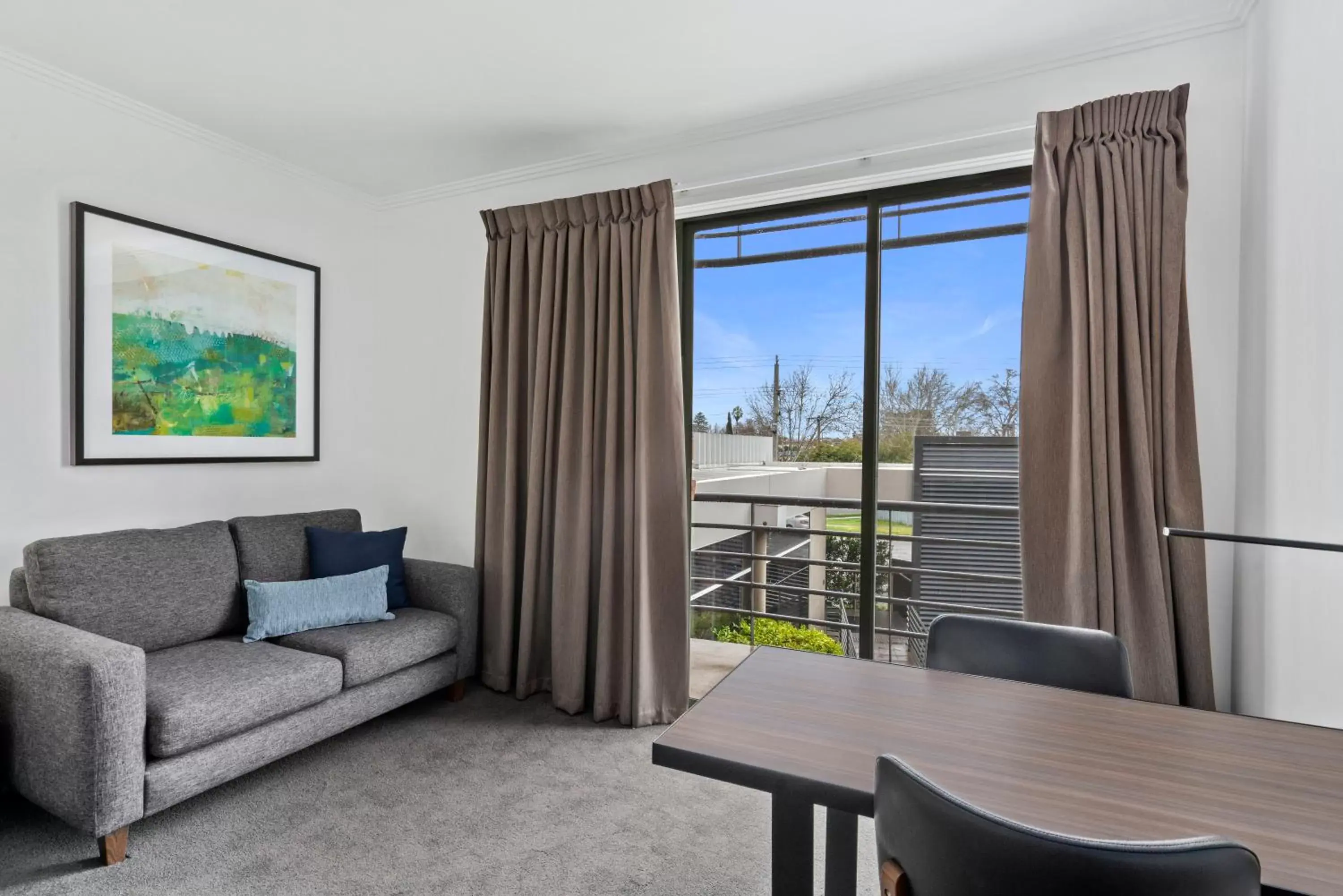 Balcony/Terrace, Seating Area in Quality Hotel Wangaratta Gateway