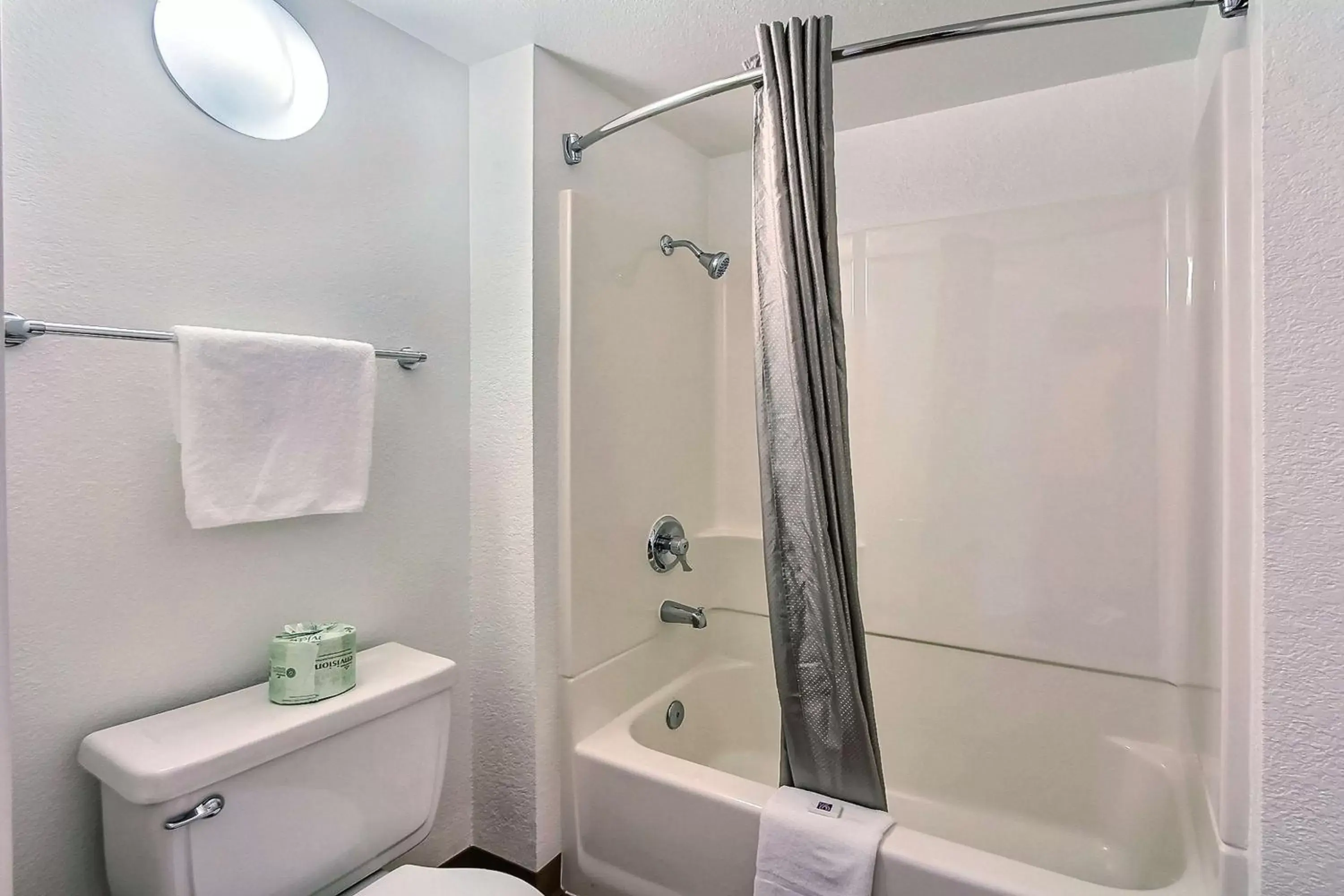 Shower, Bathroom in Motel 6-Sunnyvale, CA - North